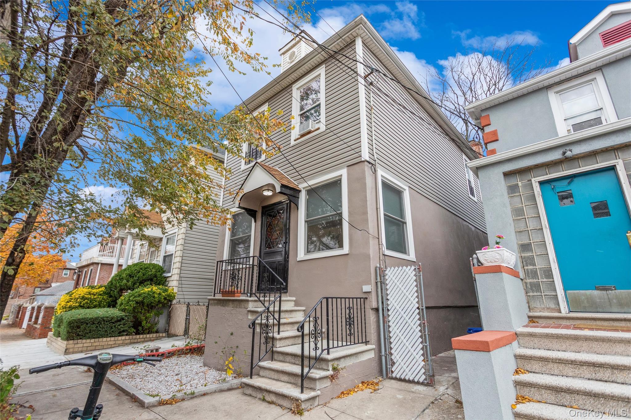 #2 photo, 1646 Radcliff Avenue, Bronx , NY 10462