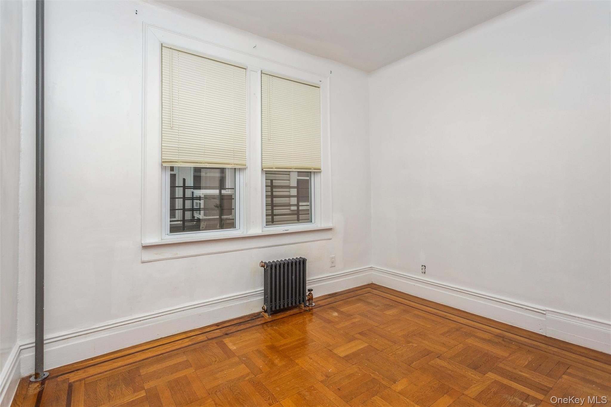 #9 photo, 1646 Radcliff Avenue, Bronx , NY 10462