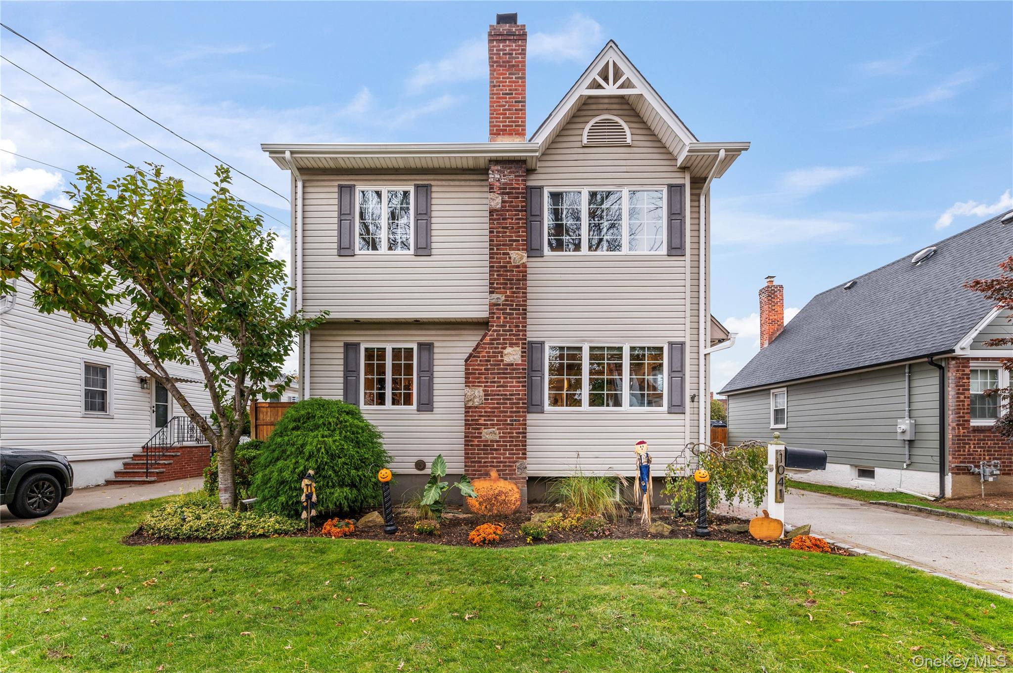 #1 photo, 1041 N 4th Street, New Hyde Park , NY 11040