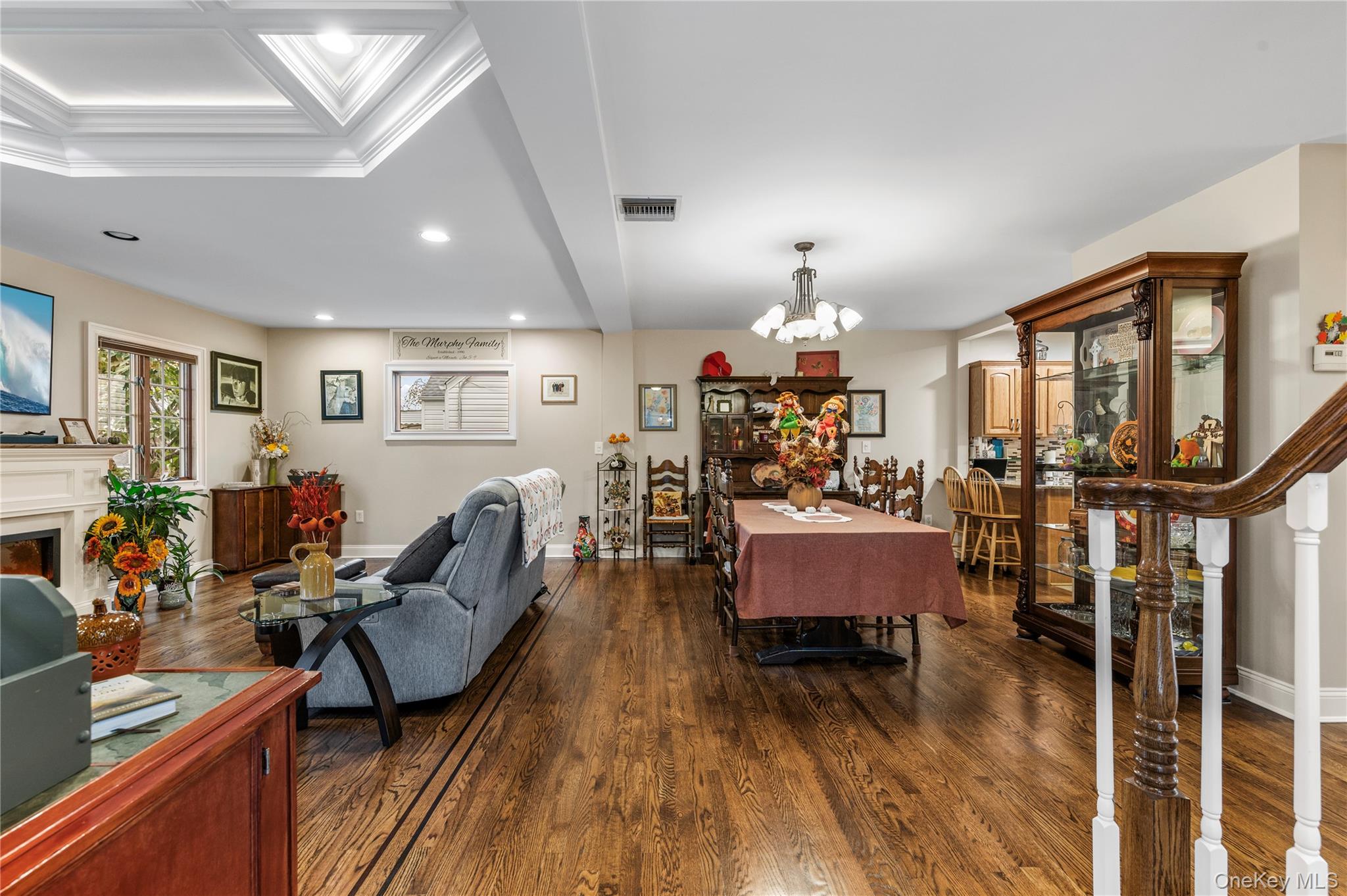 #8 photo, 1041 N 4th Street, New Hyde Park , NY 11040