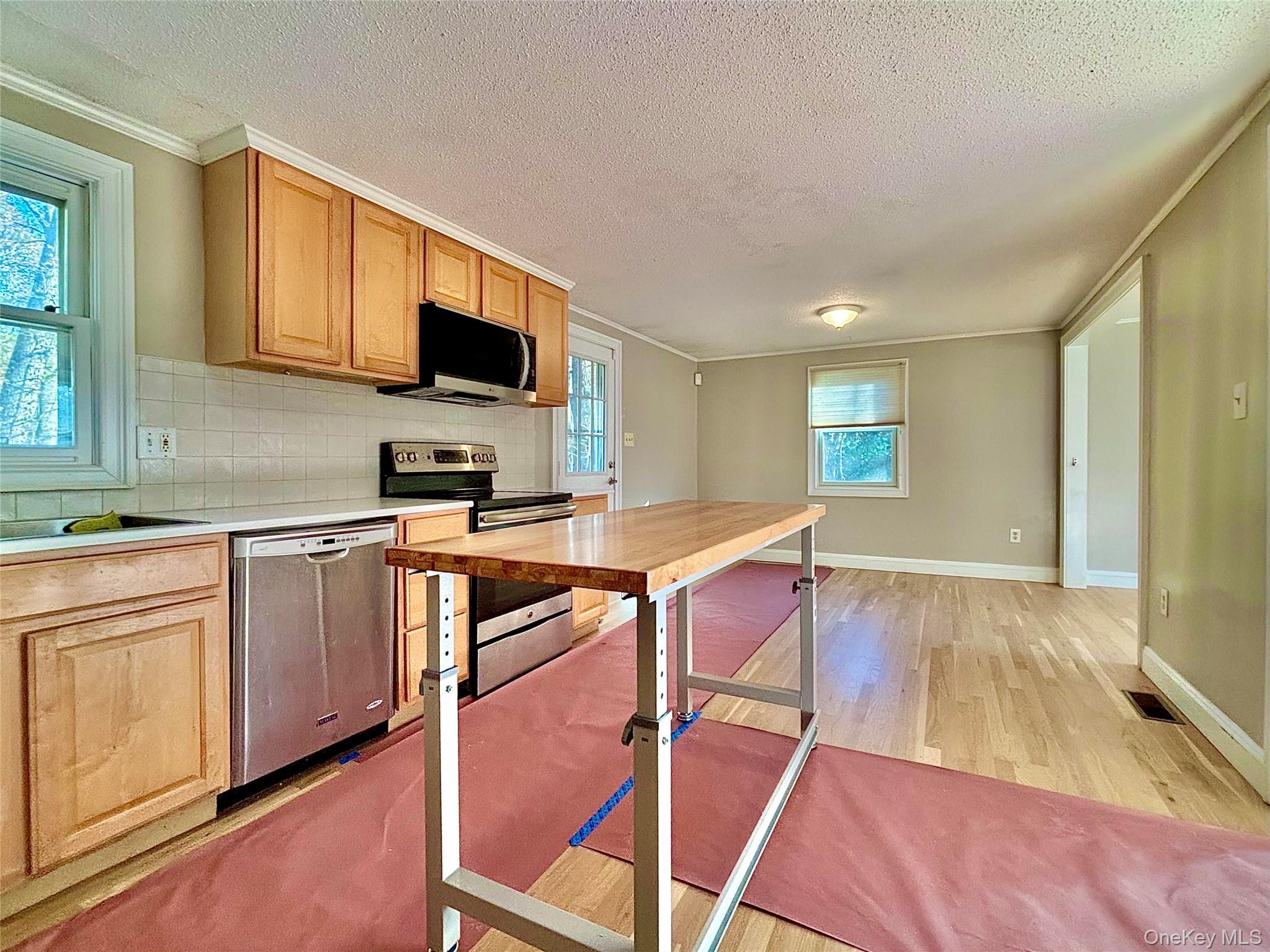 #12 photo, 19 Crosmour Road, Rhinebeck , NY 12572