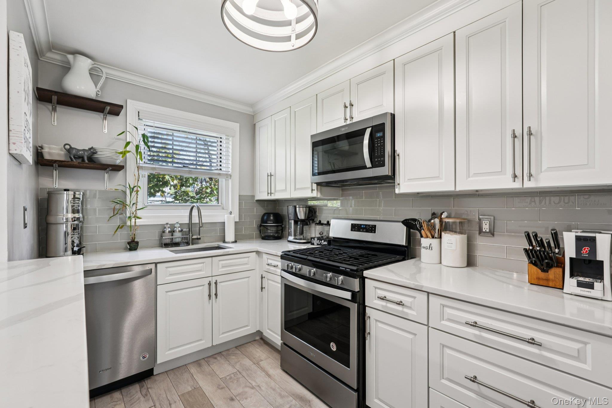 #4 photo, 11 westview Avenue, White Plains , NY 10603