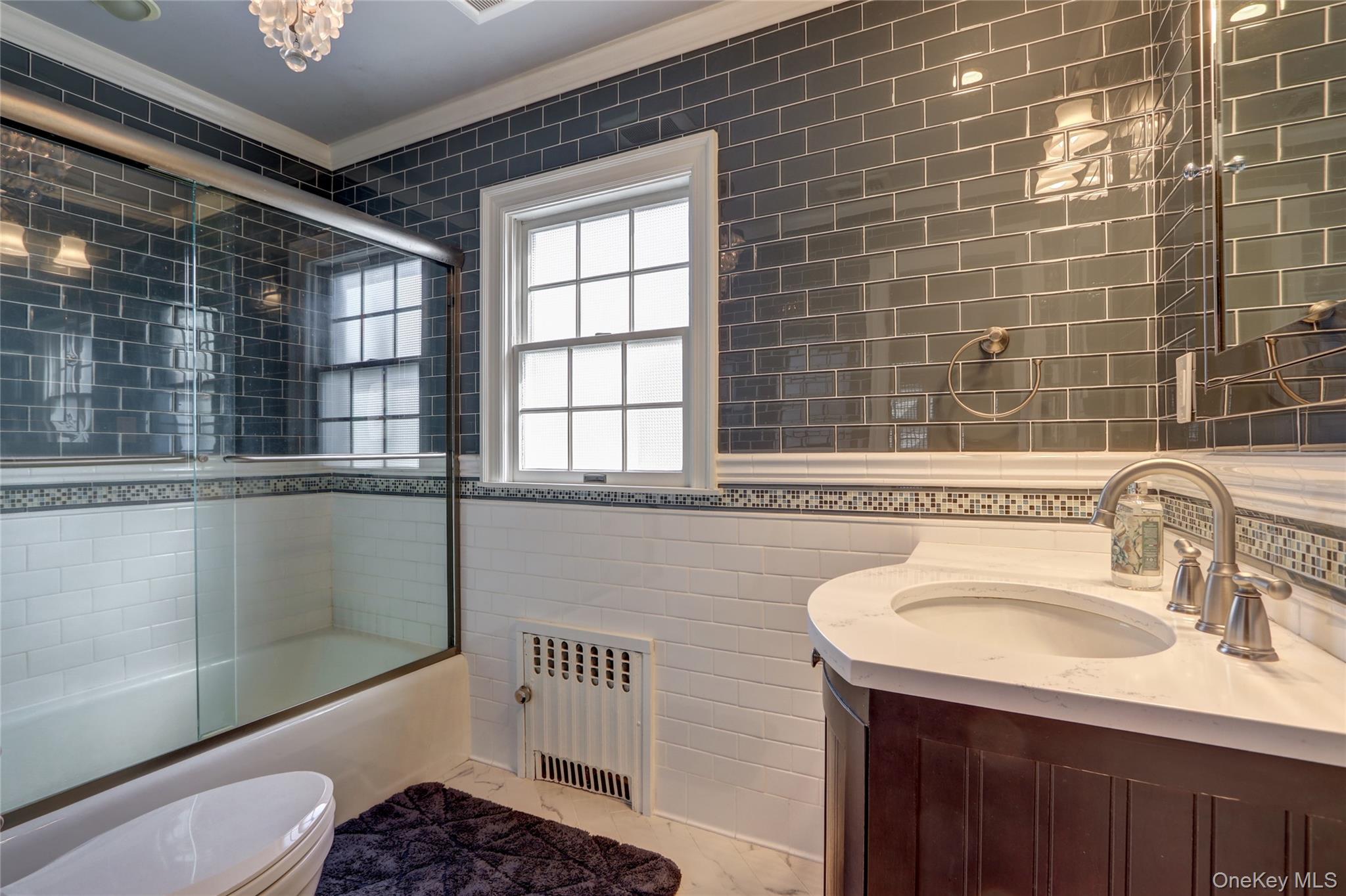 #18 photo, 45 Woodland Avenue, Rockville Centre , NY 11570