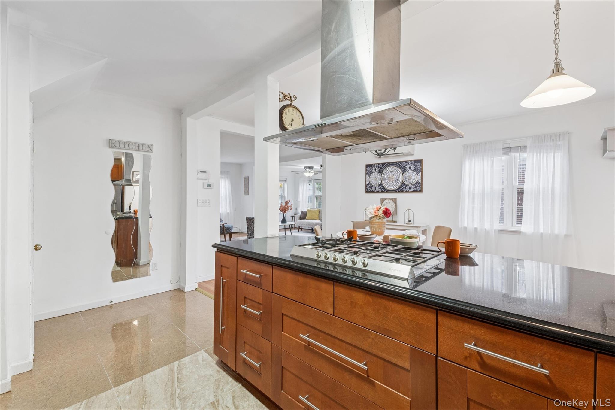 #13 photo, 2934 161st Street, Flushing , NY 11358