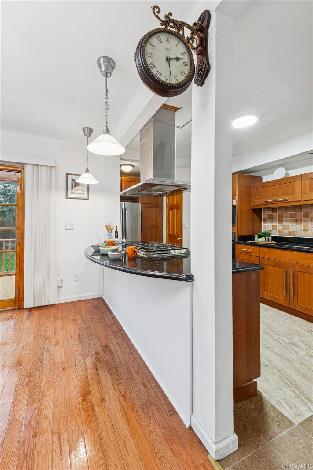 #9 photo, 2934 161st Street, Flushing , NY 11358