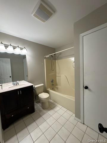 #7 photo, 650 N Dunton Avenue, East Patchogue , NY 11772