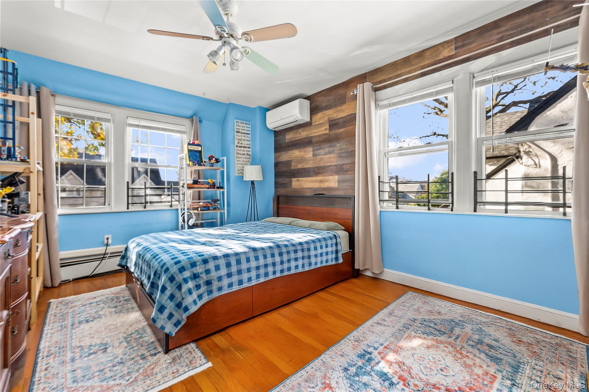 #16 photo, 11245 178th Street, Addisleigh Park , NY 11433