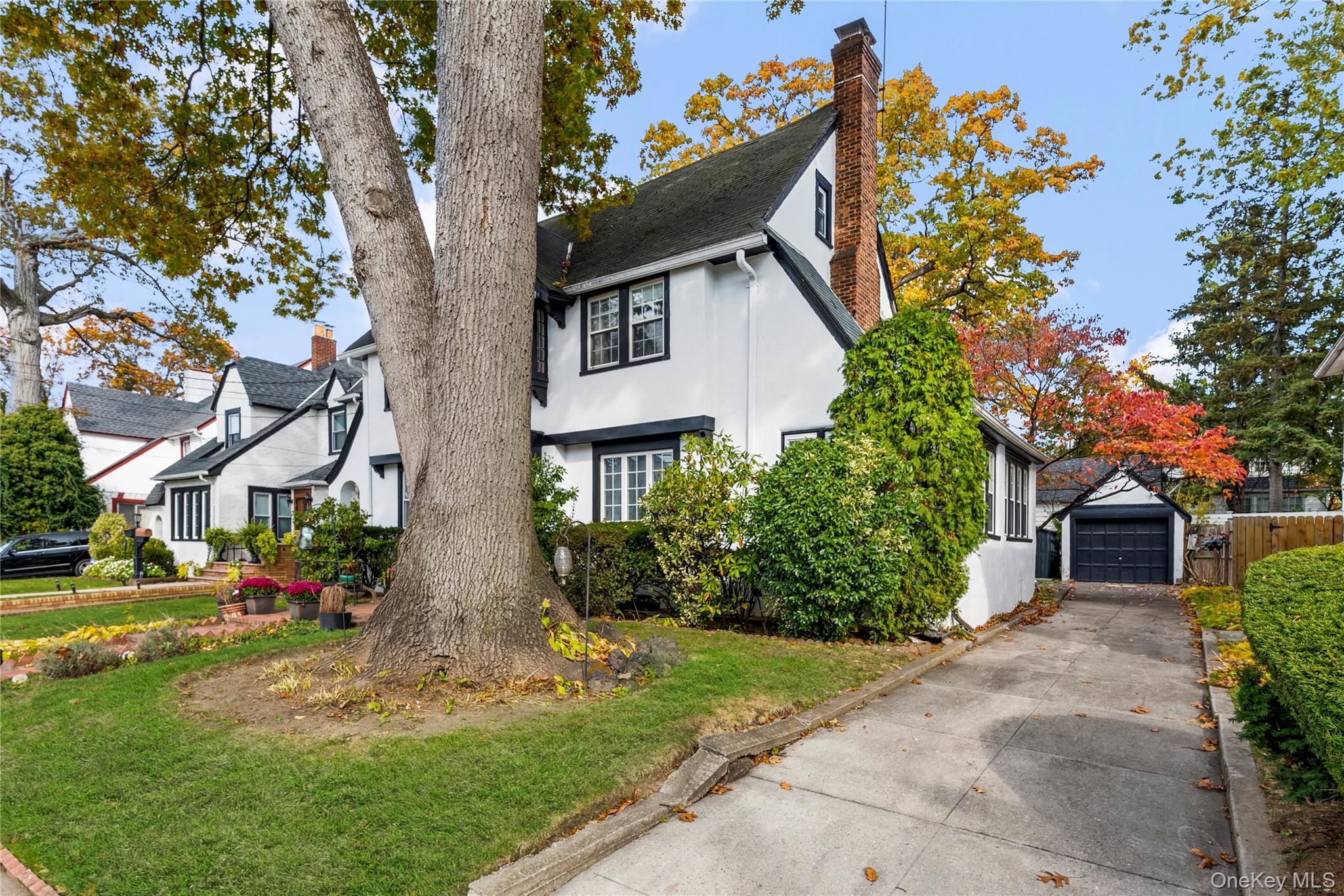 #2 photo, 11245 178th Street, Addisleigh Park , NY 11433