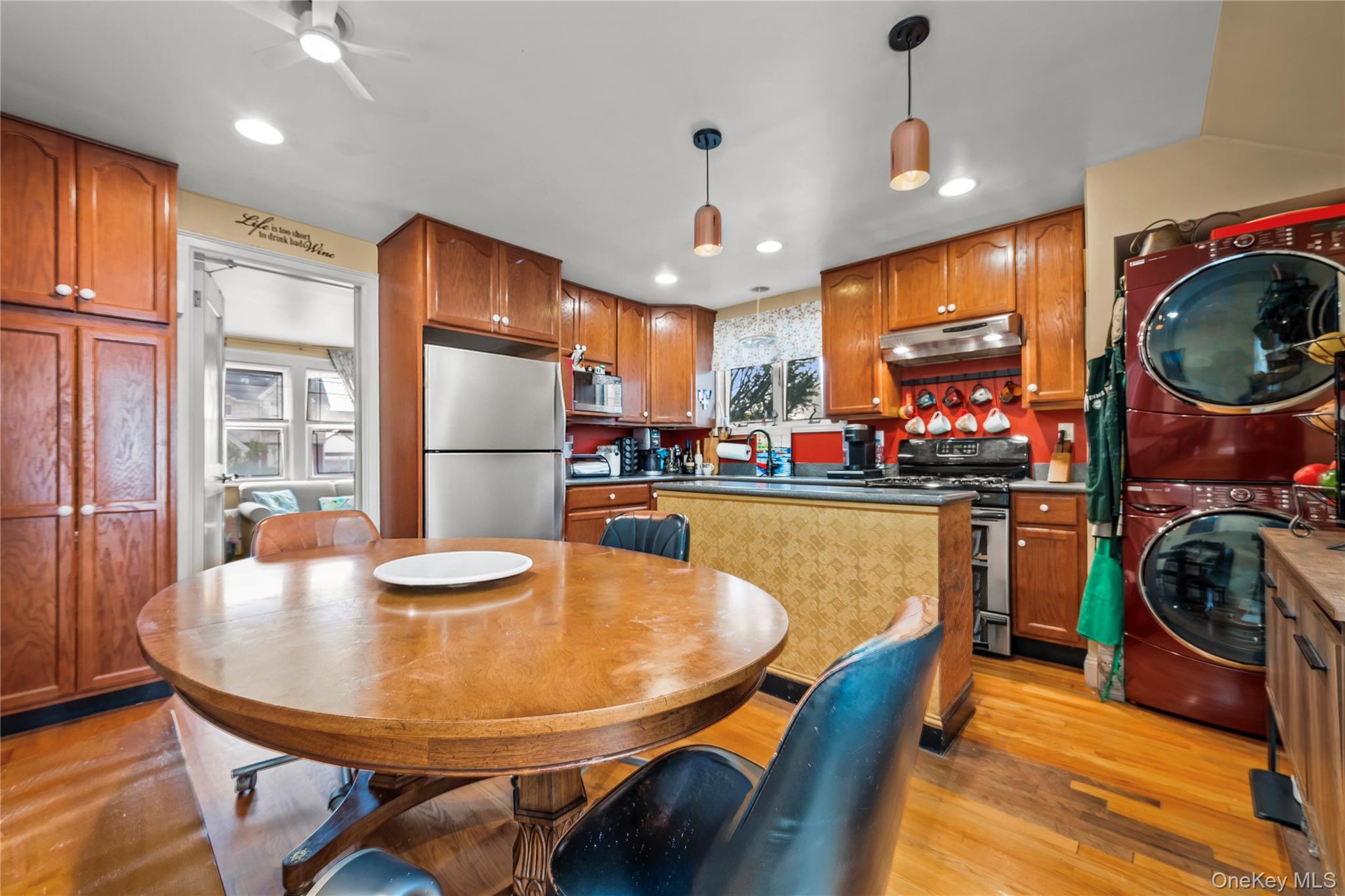 #8 photo, 11245 178th Street, Addisleigh Park , NY 11433