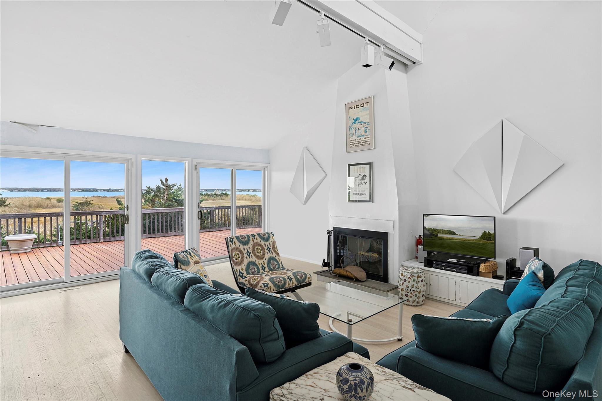 #5 photo, 542 Dune Road, Westhampton , NY 11977