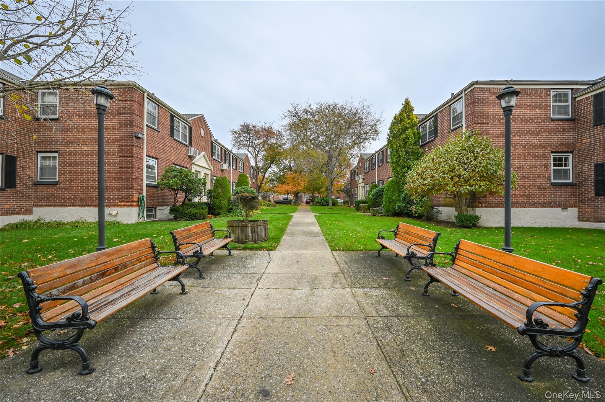 #13 photo, 69-25 215th, Bayside , NY 11364