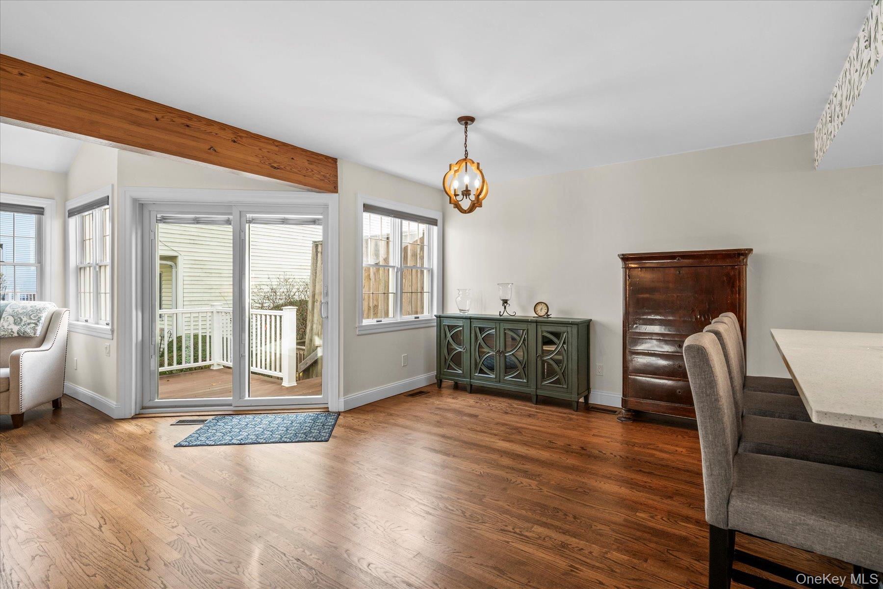 #10 photo, 515 High Street, Port Jefferson , NY 11777