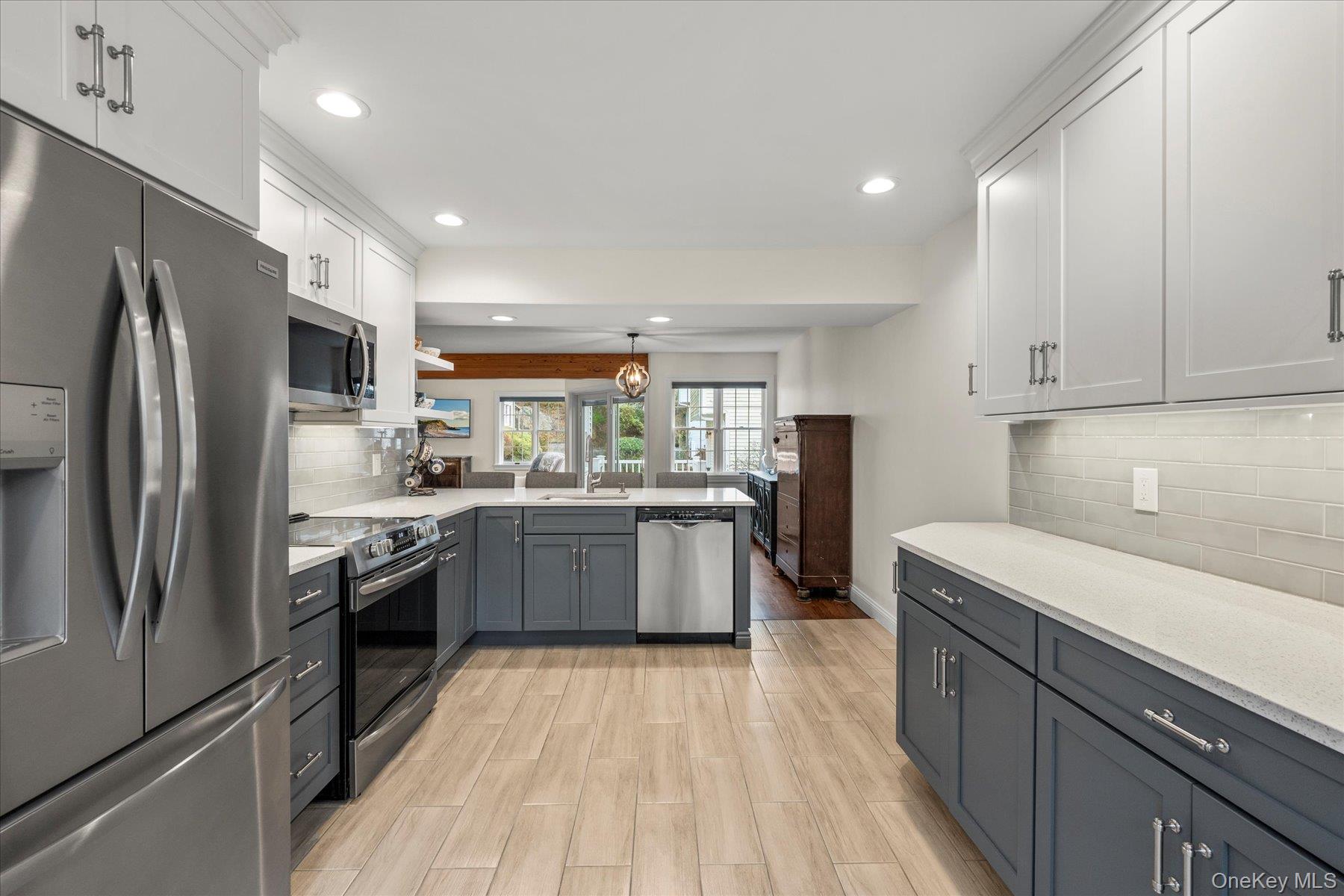 #16 photo, 515 High Street, Port Jefferson , NY 11777