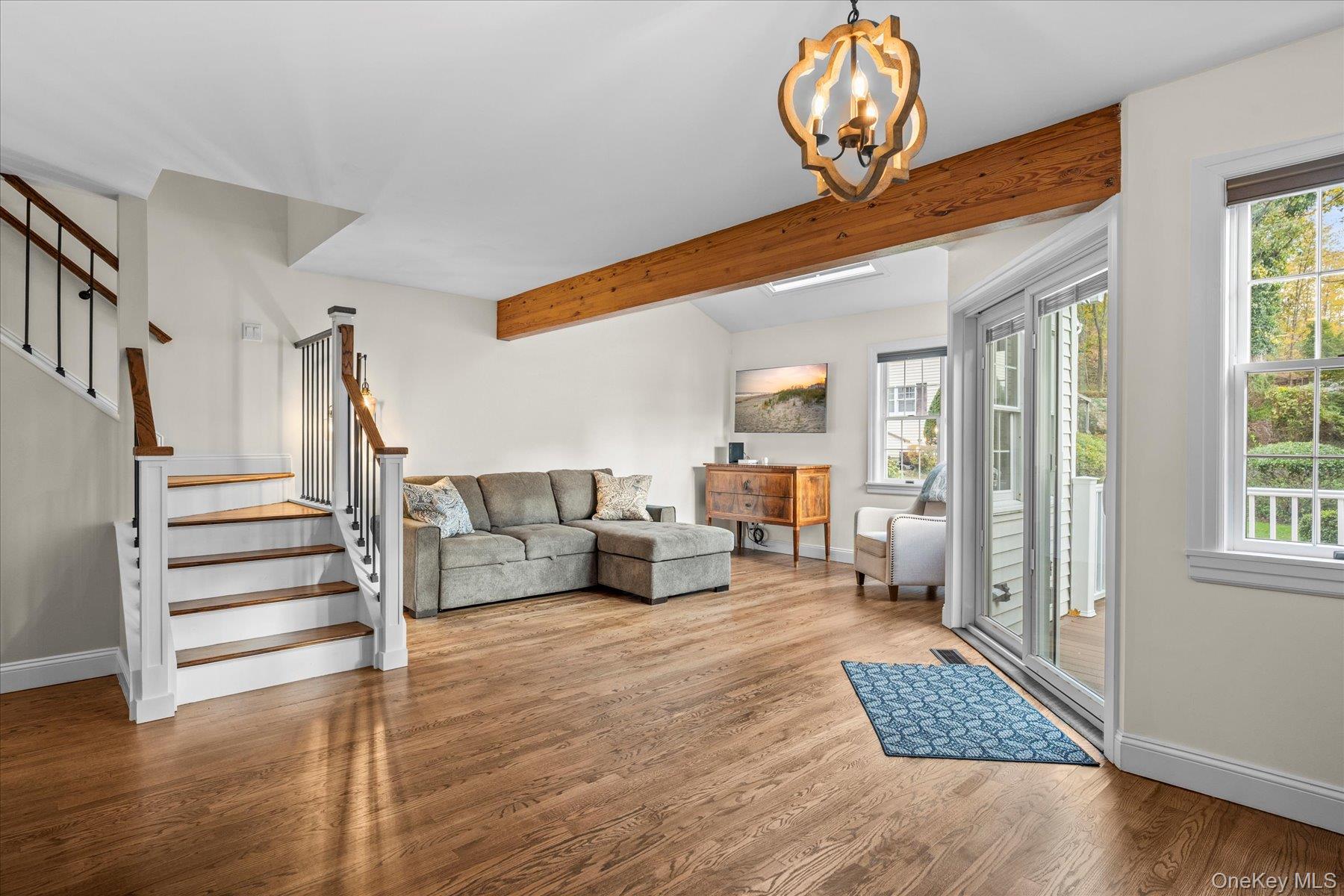 #7 photo, 515 High Street, Port Jefferson , NY 11777