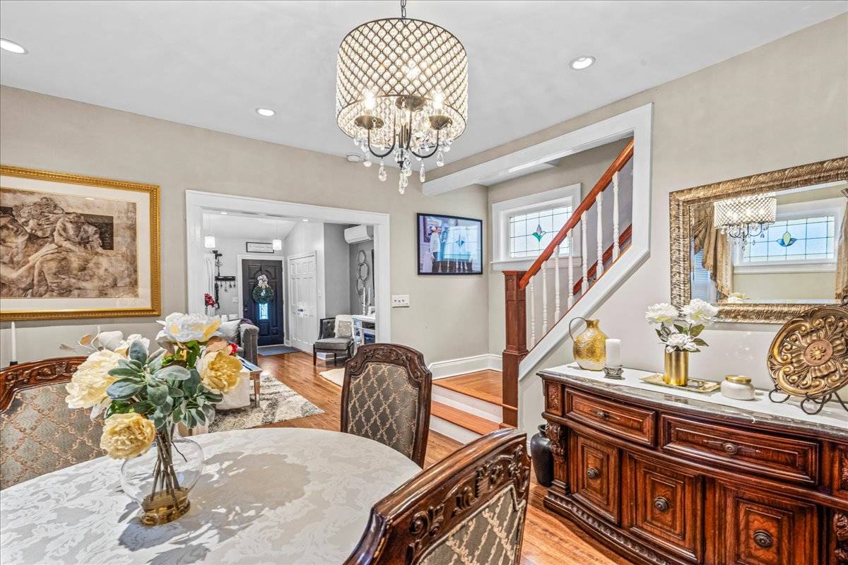 #7 photo, 14956 20th Ave, Whitestone , NY 11357