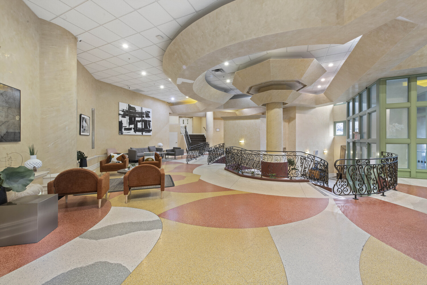 #14 photo, 19-19 24TH Avenue, Ditmars Steinway , NY 11102