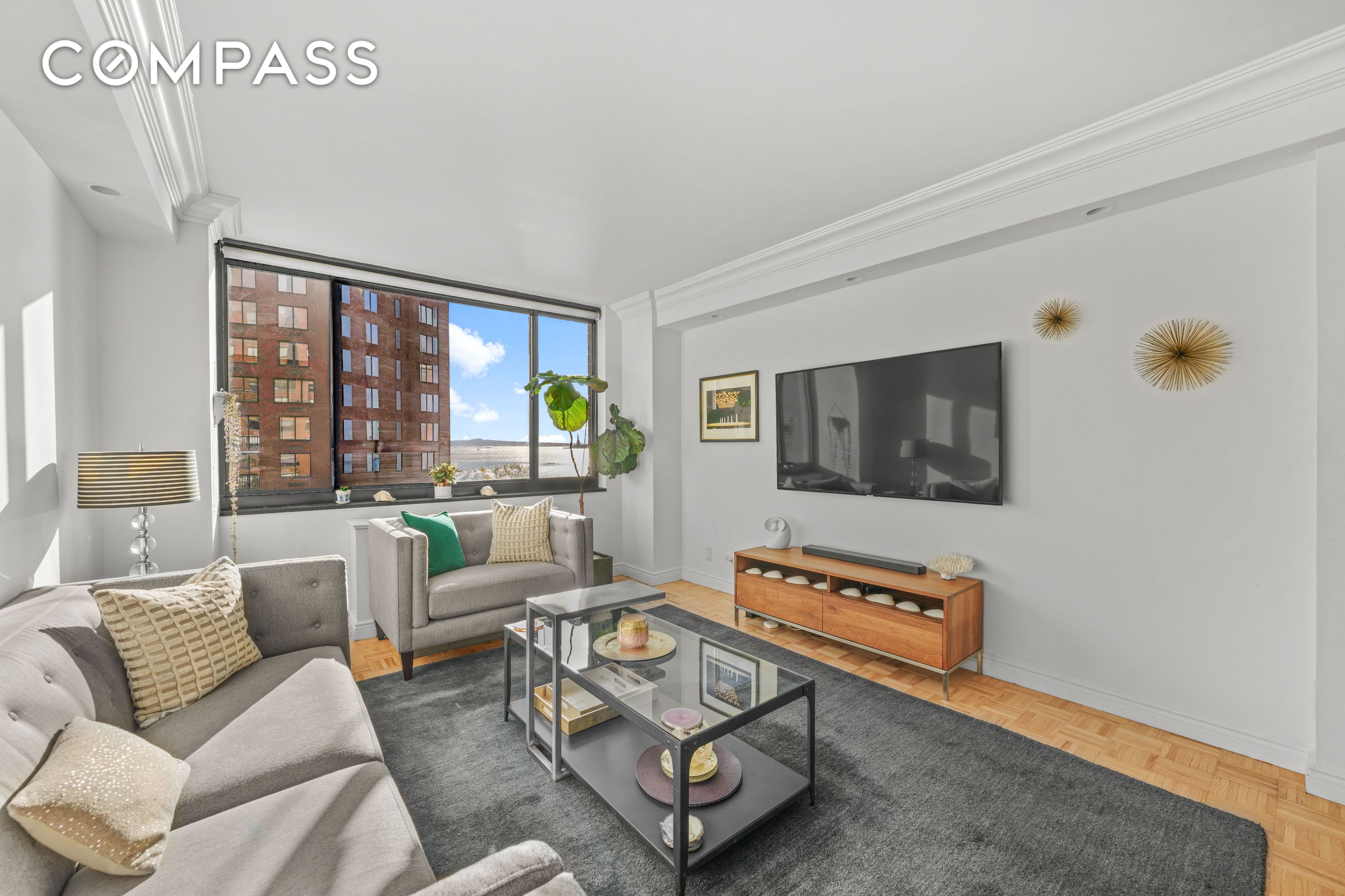 #1 photo, 377 Rector Place, Battery Park City , NY 10280