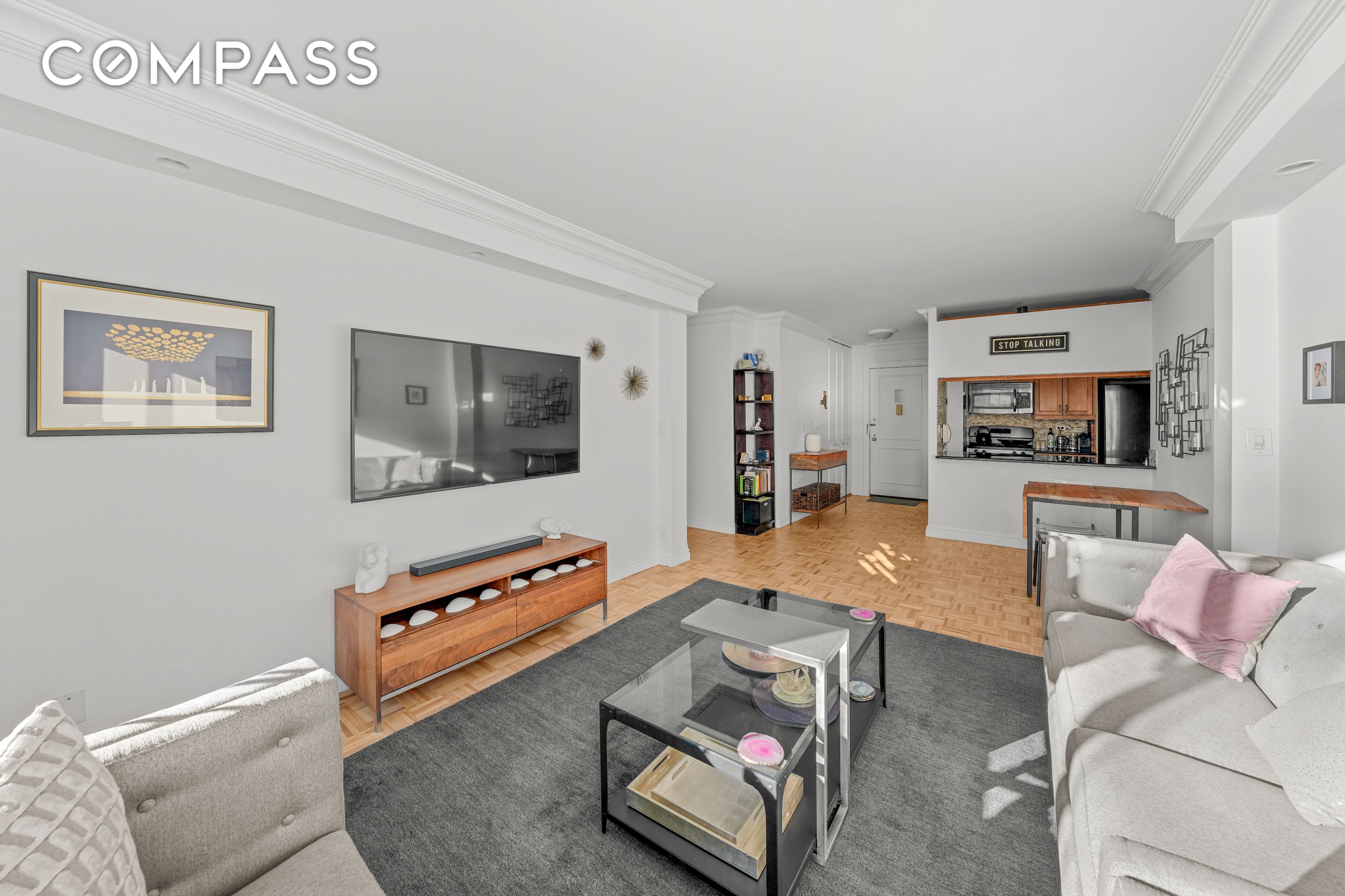 #4 photo, 377 Rector Place, Battery Park City , NY 10280