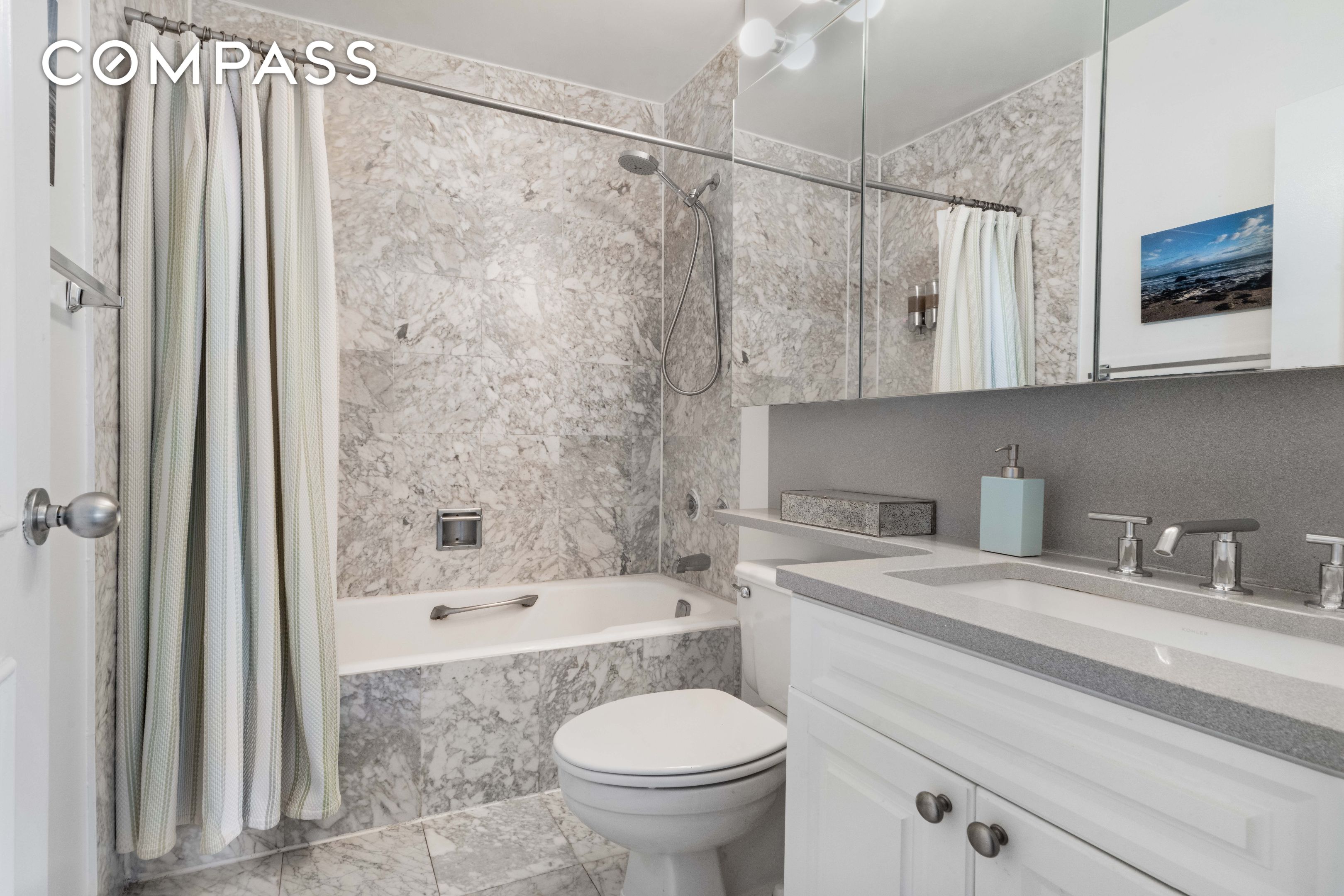 #8 photo, 377 Rector Place, Battery Park City , NY 10280