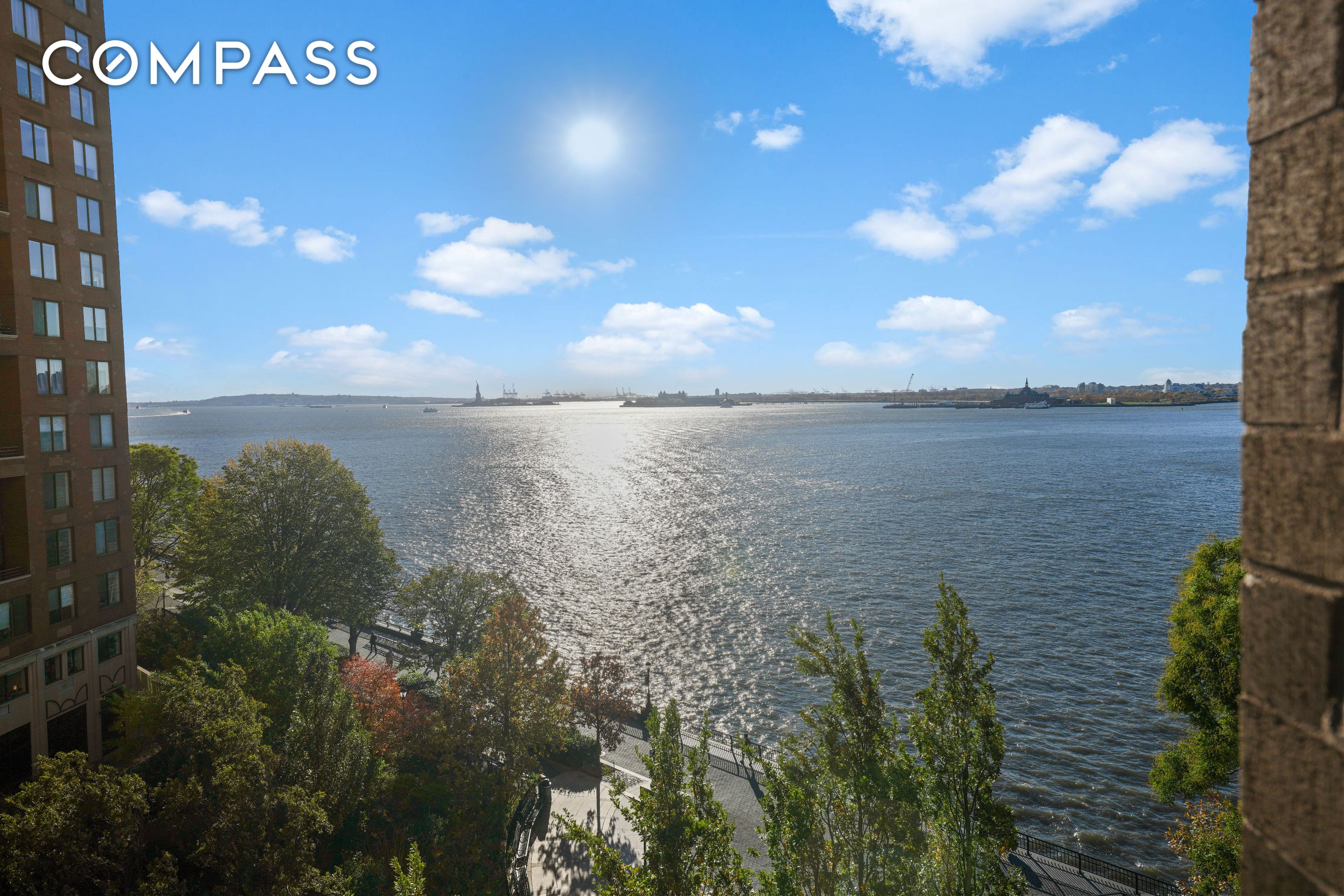 #9 photo, 377 Rector Place, Battery Park City , NY 10280