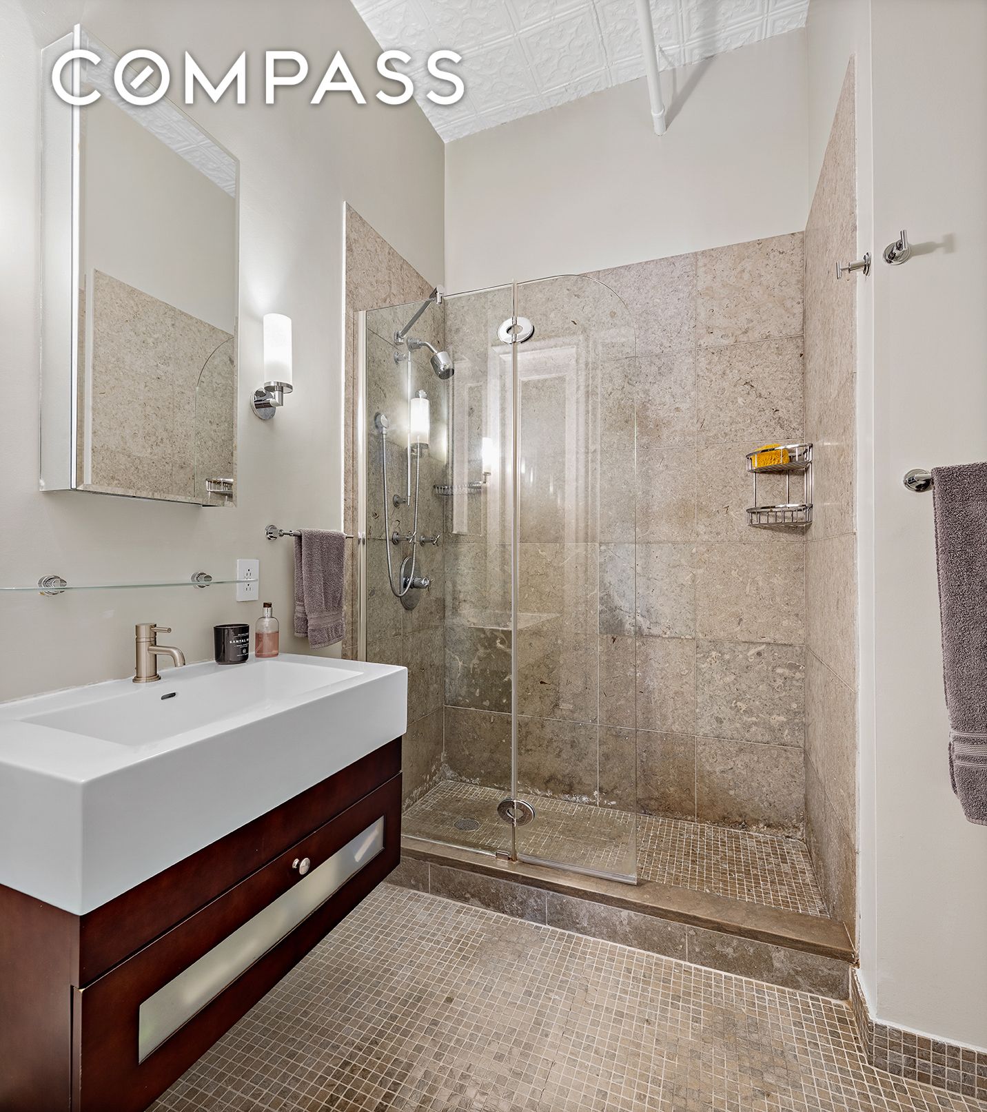 #8 photo, 107 W 25th Street, Chelsea , NY 10001