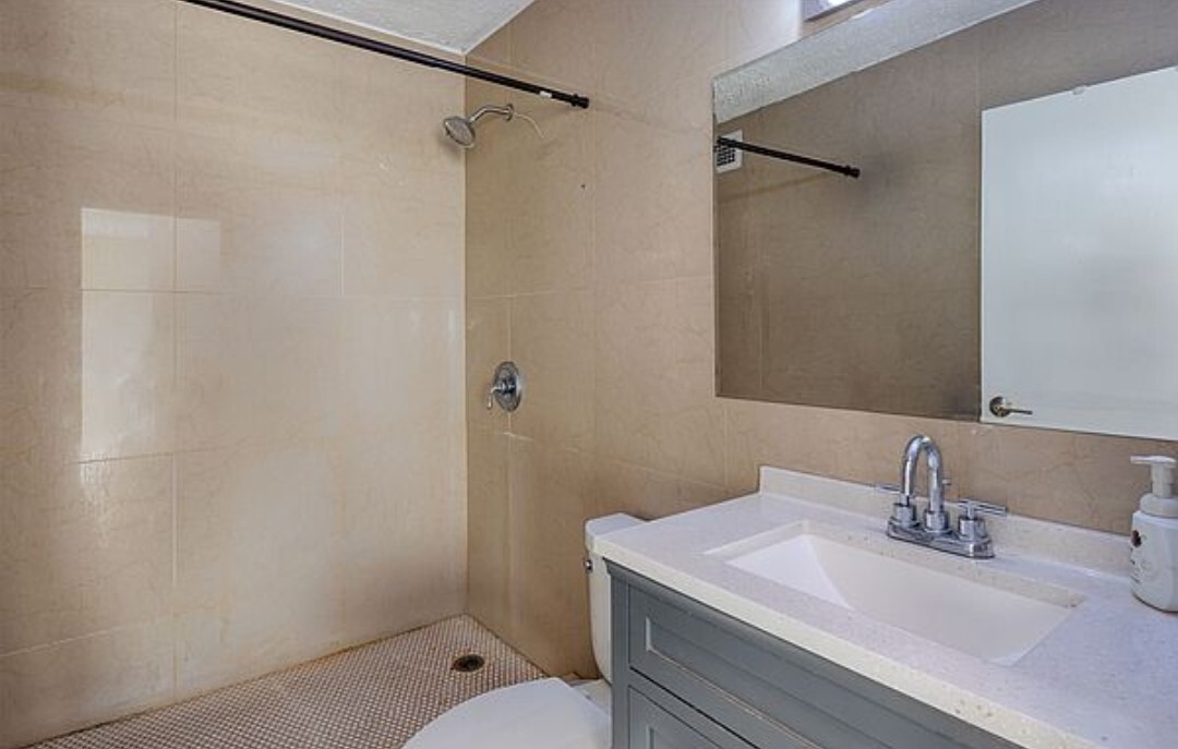 #8 photo, 301 E 79TH Street, Yorkville , NY 10075