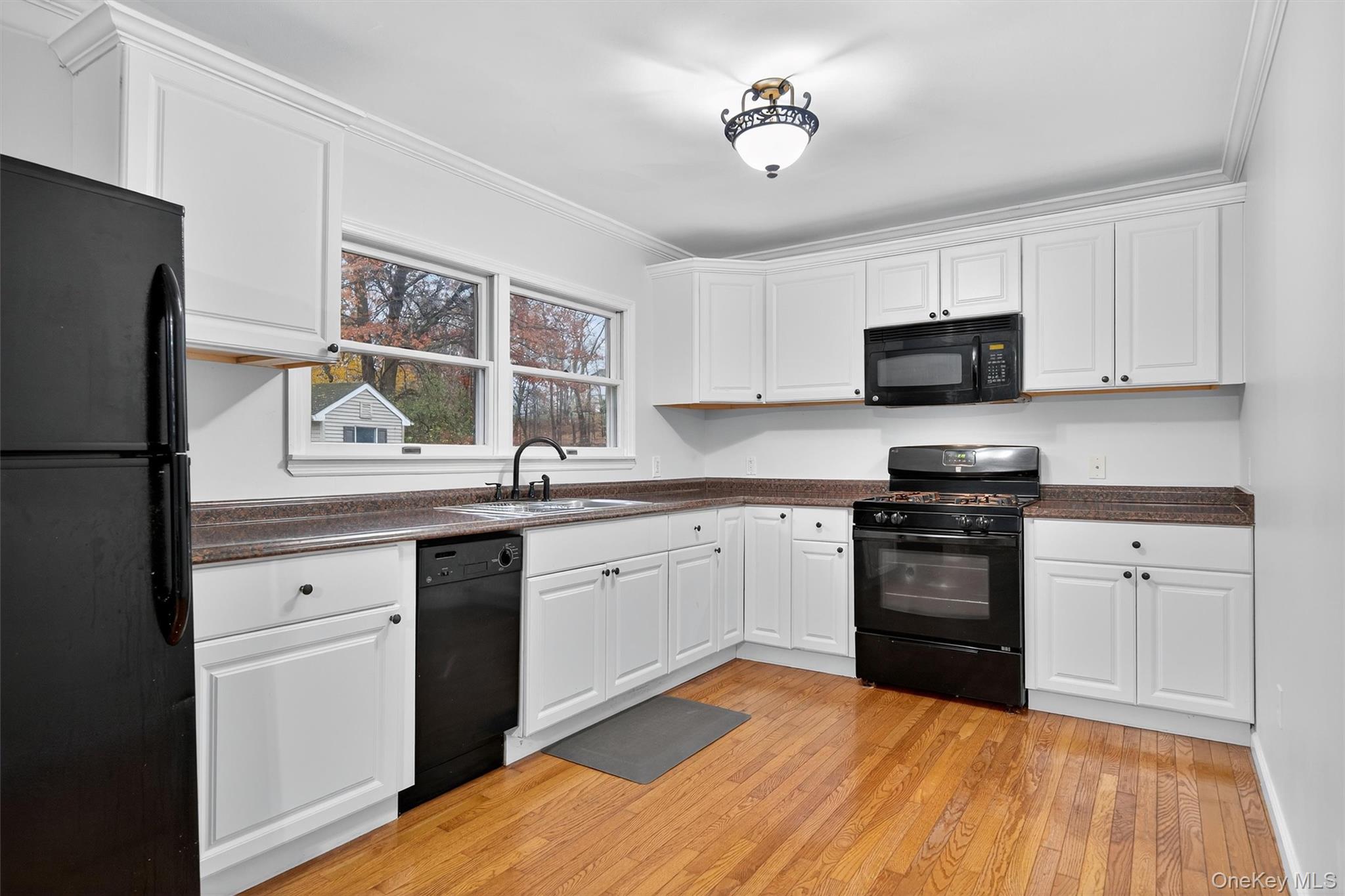 #10 photo, 24 Patricia Lane, Washingtonville , NY 10992