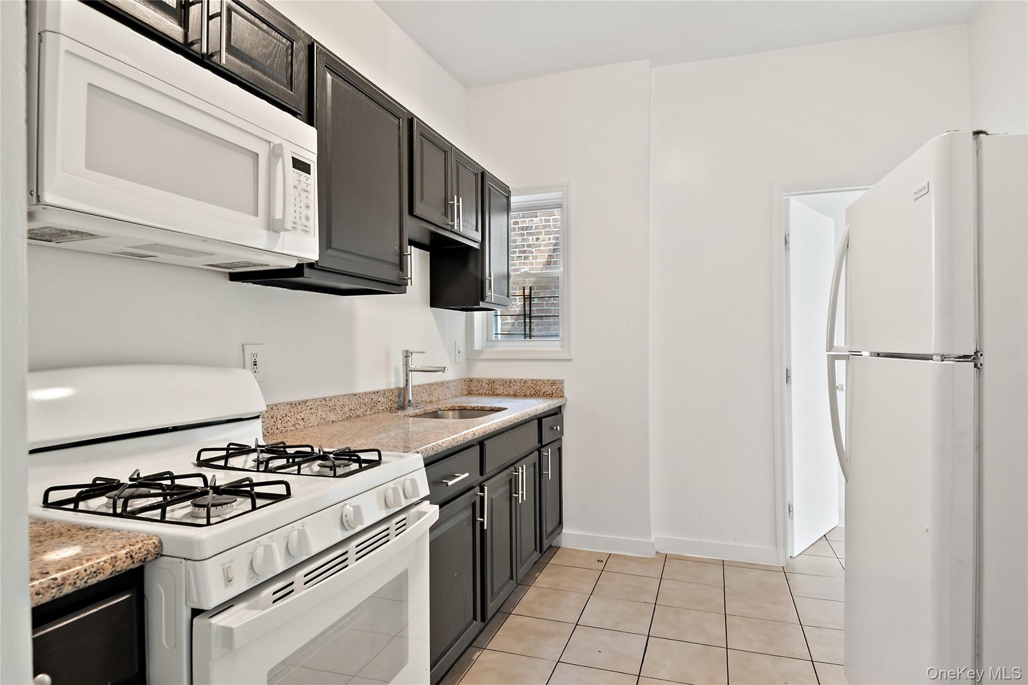 #20 photo, 2308 Morris Avenue, Bronx , NY 10468