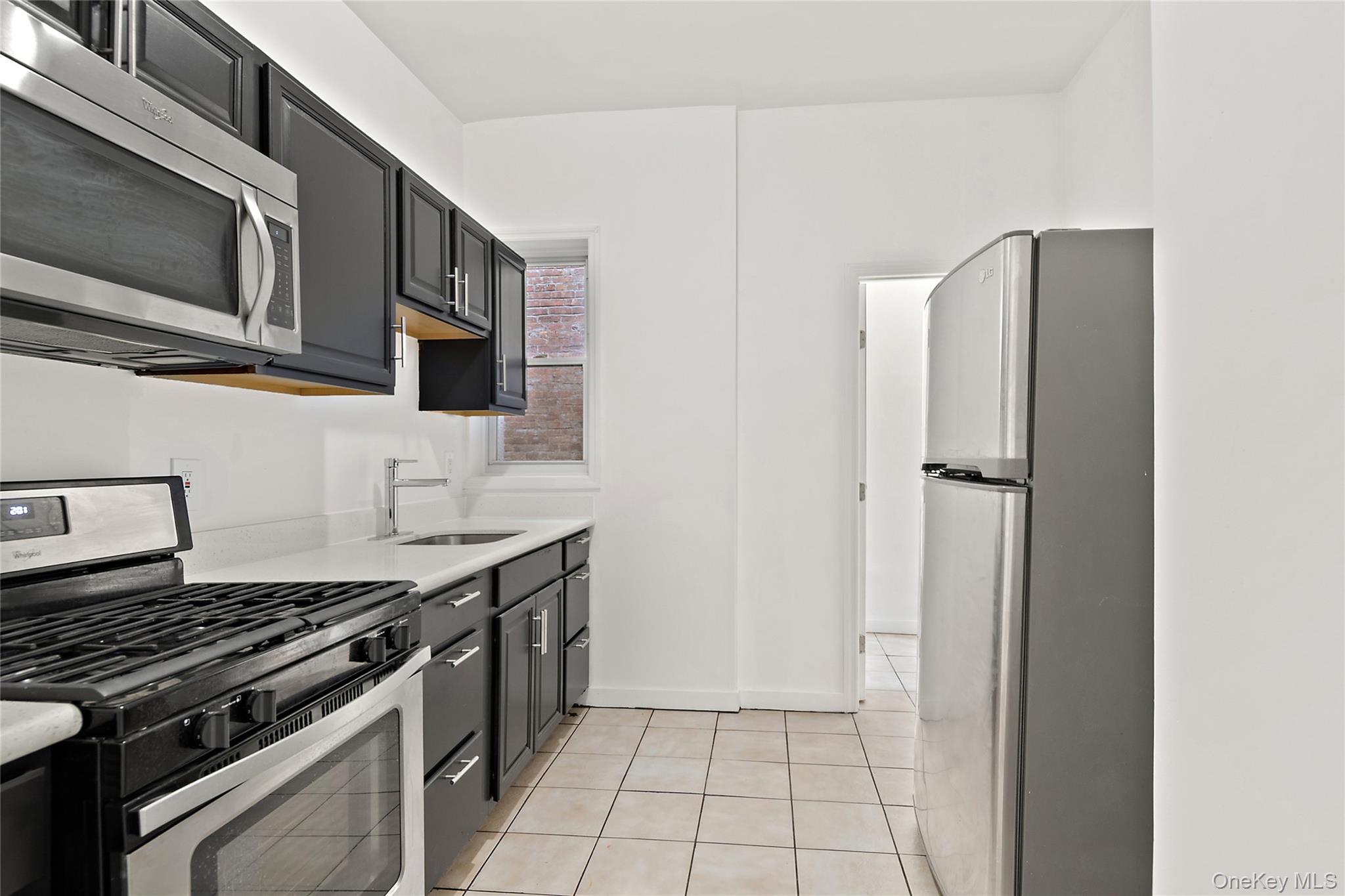 #6 photo, 2308 Morris Avenue, Bronx , NY 10468