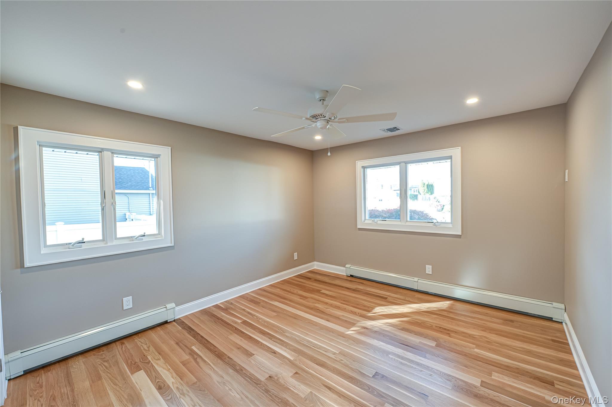 #11 photo, 31 Boulevard Avenue, West Islip , NY 11795