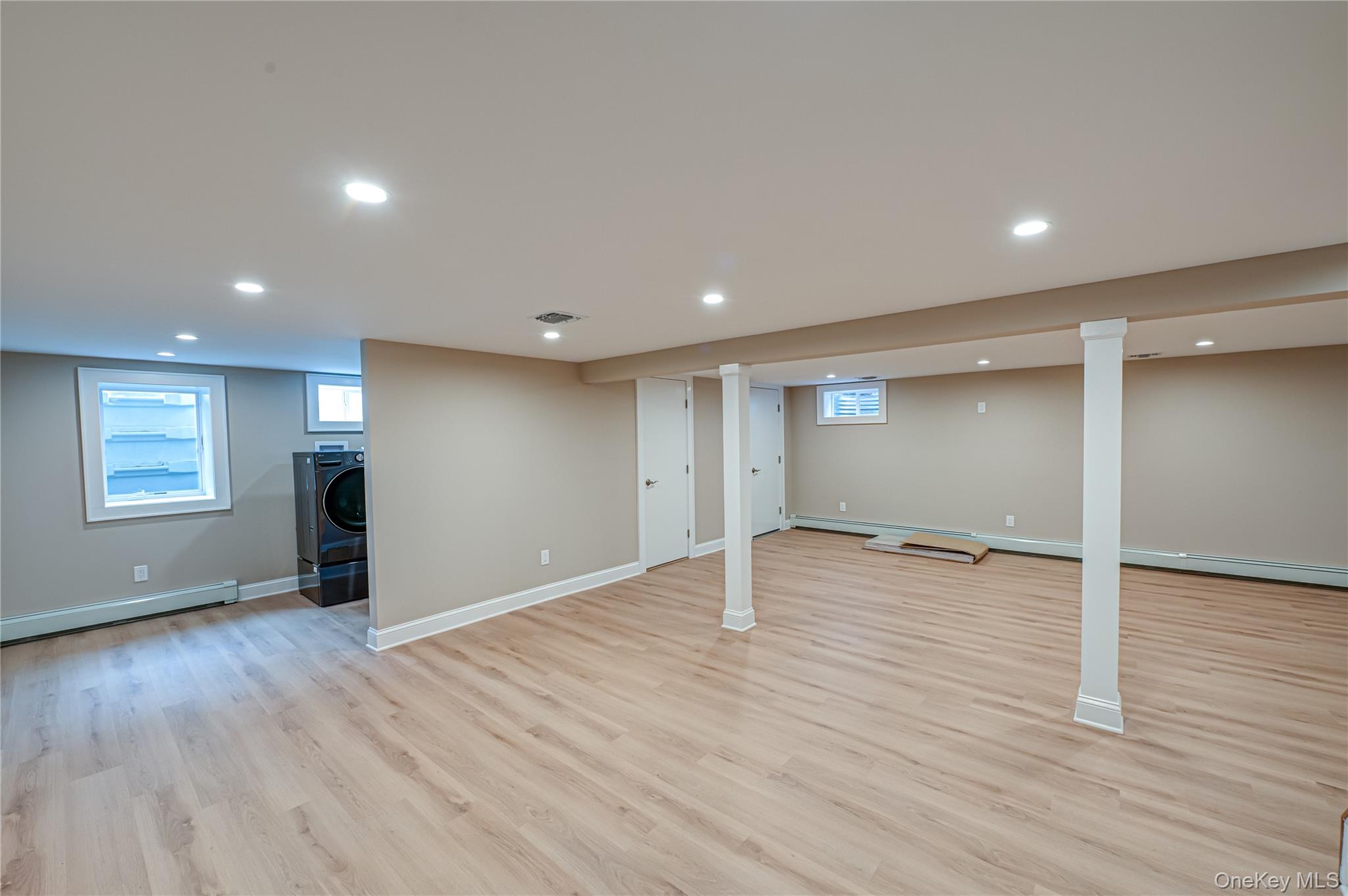 #16 photo, 31 Boulevard Avenue, West Islip , NY 11795