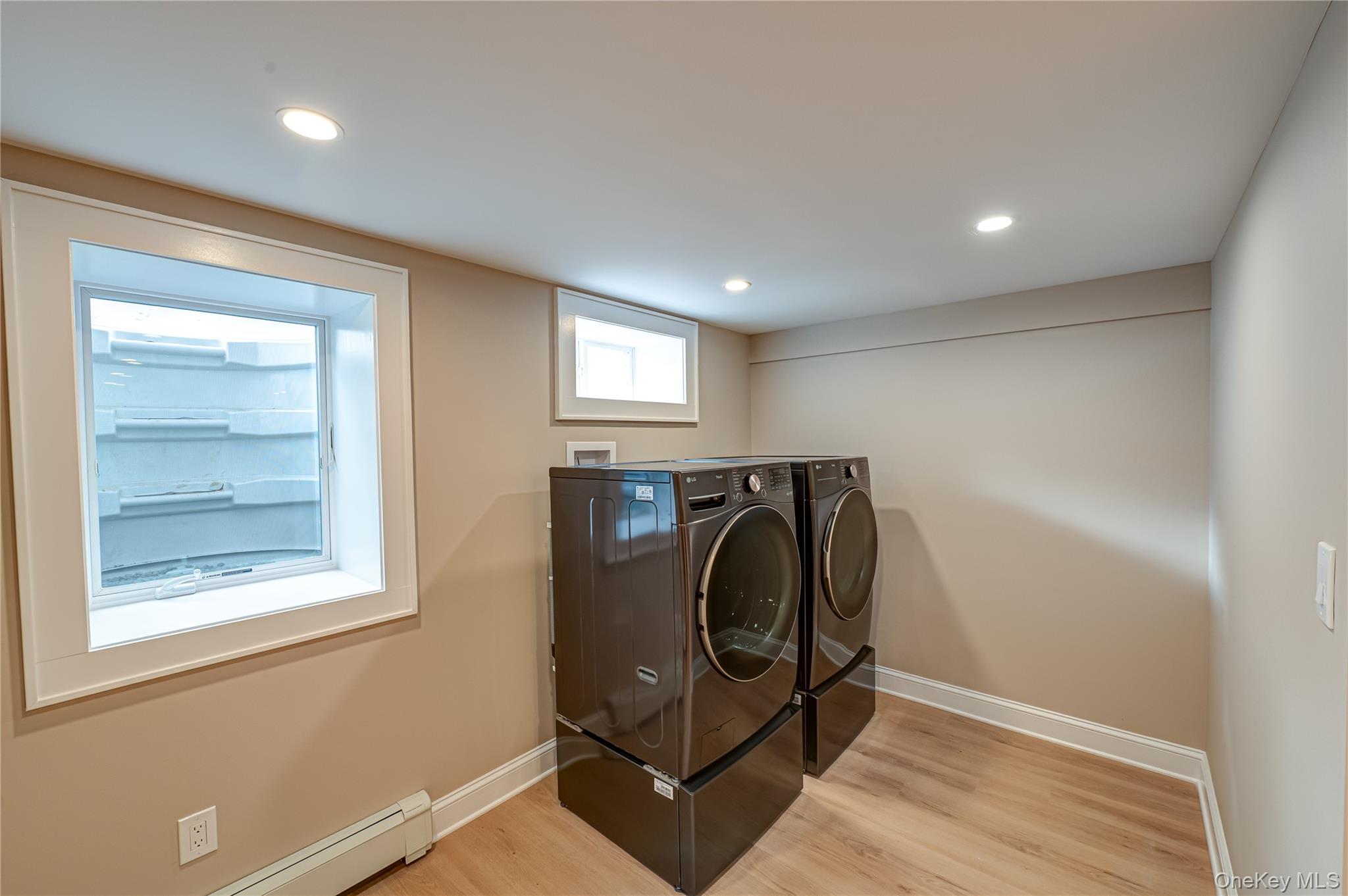 #17 photo, 31 Boulevard Avenue, West Islip , NY 11795