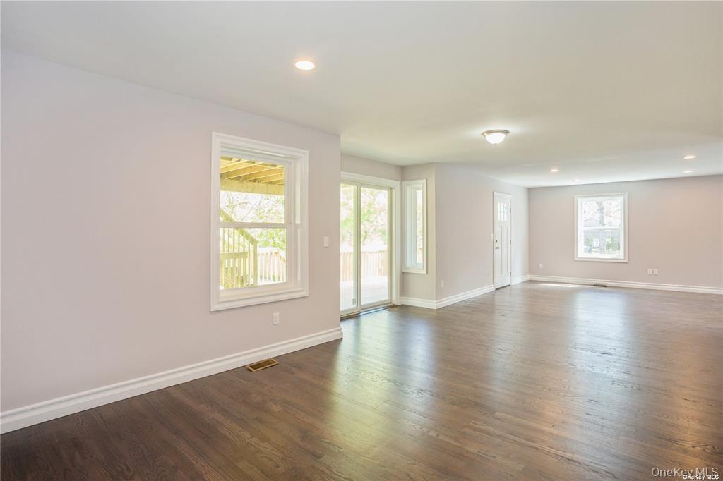 #5 photo, Hedda Road, Port Jefferson Station , NY 11776