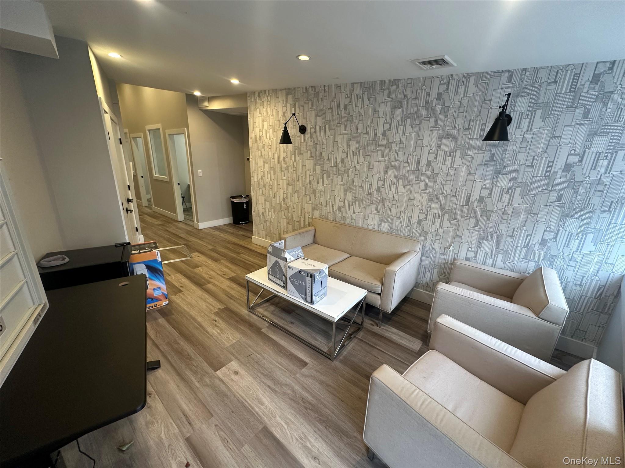 #2 photo, 1059 Broadway, ナッソー郡 Woodmere , NY 11598