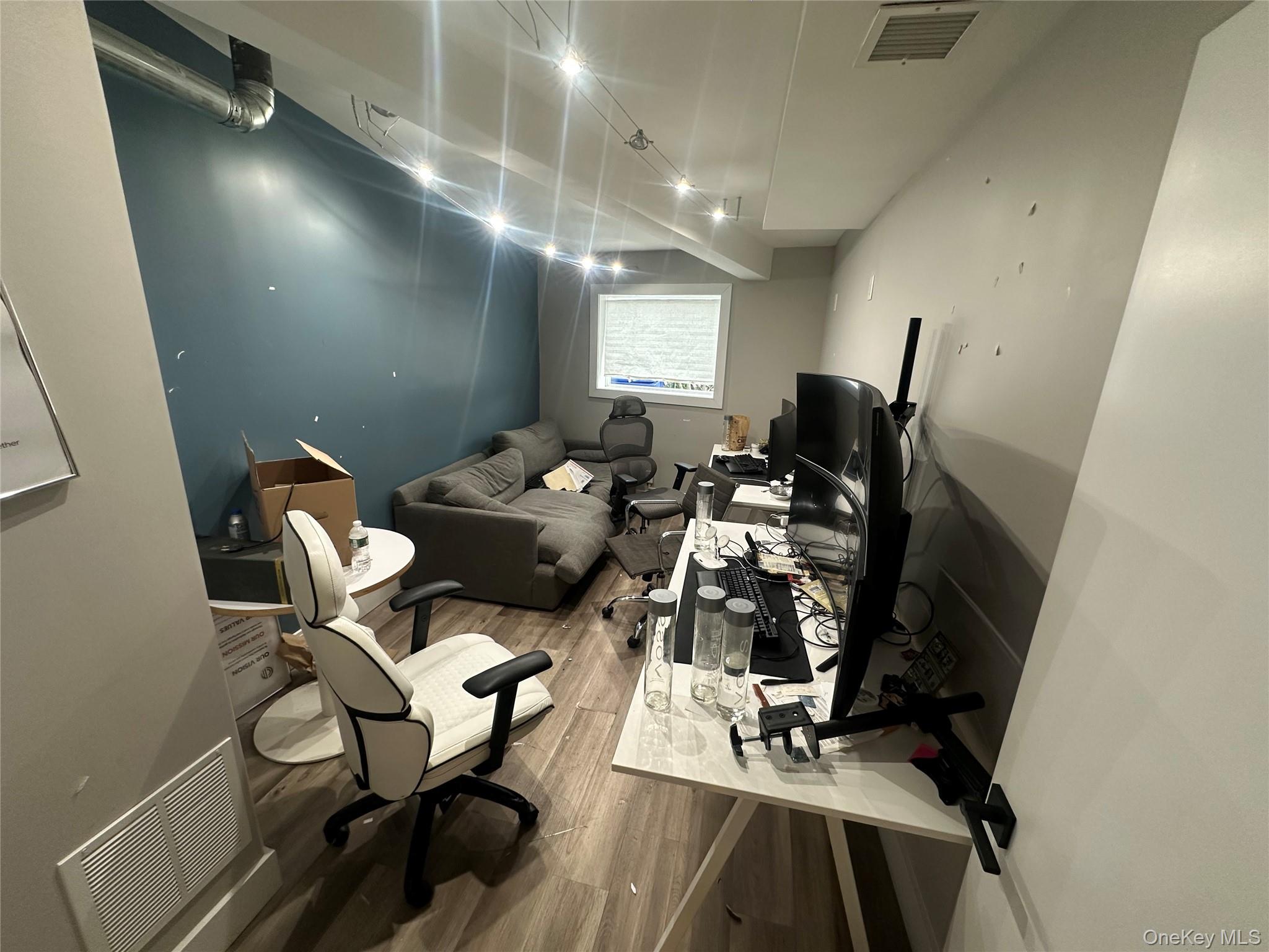 #4 photo, 1059 Broadway, ナッソー郡 Woodmere , NY 11598