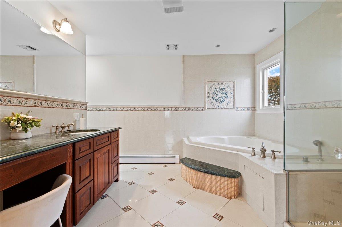 #10 photo, 50 Birchwood Park Drive, Jericho , NY 11753