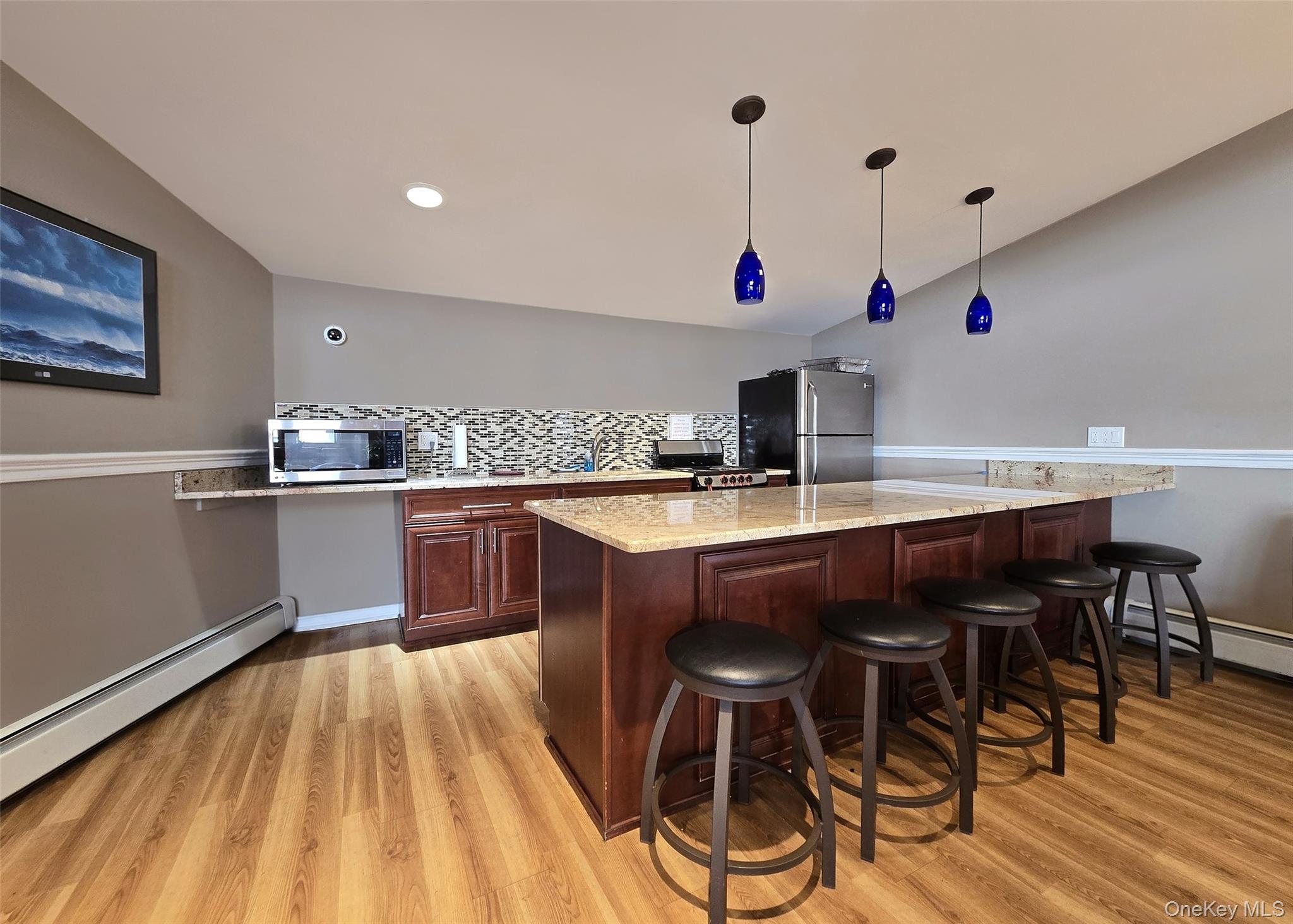 #20 photo, 324 Mariners Way, Copiague , NY 11726