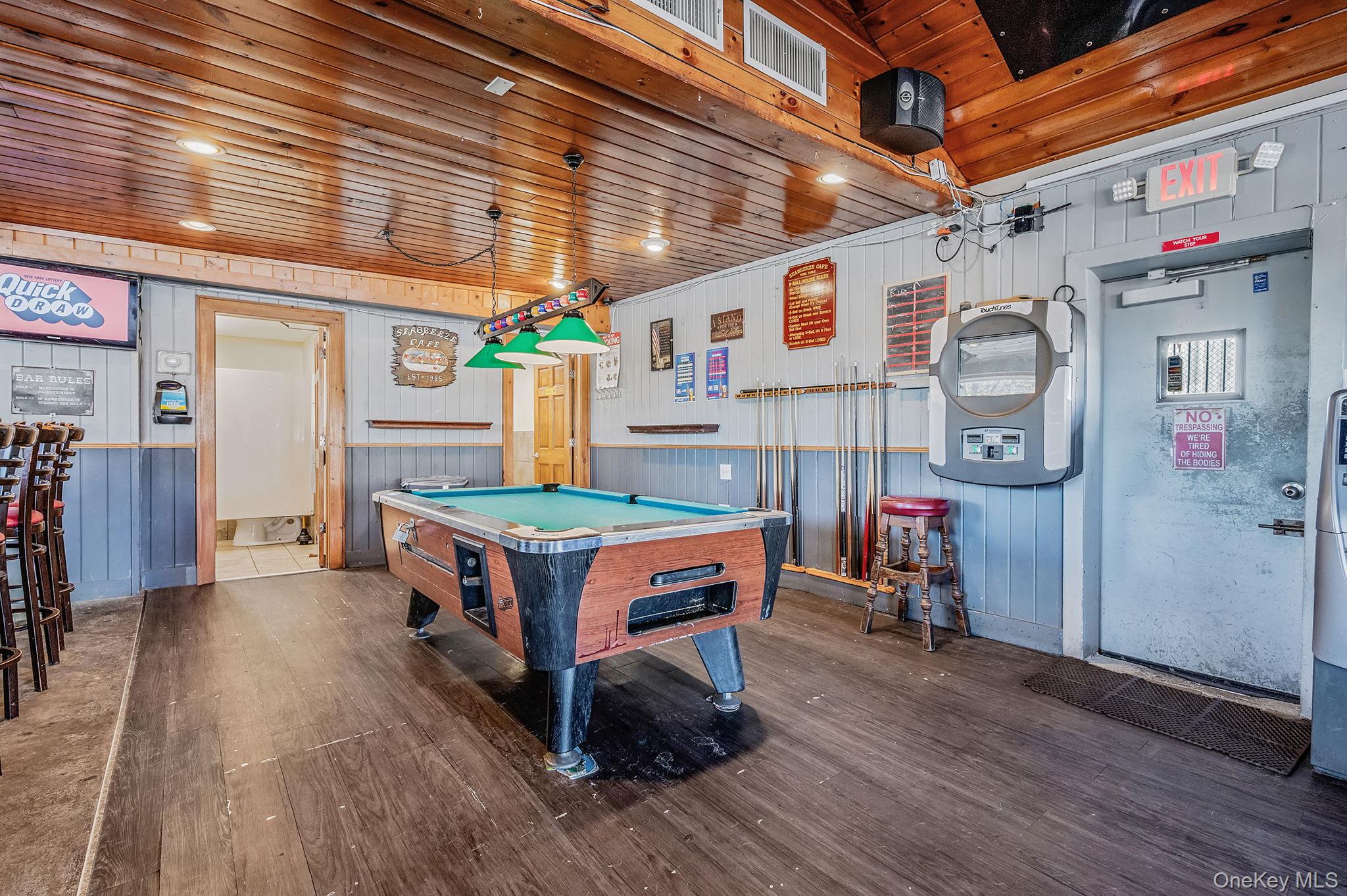 #11 photo, 470 Fire Island Avenue, Babylon , NY 11702