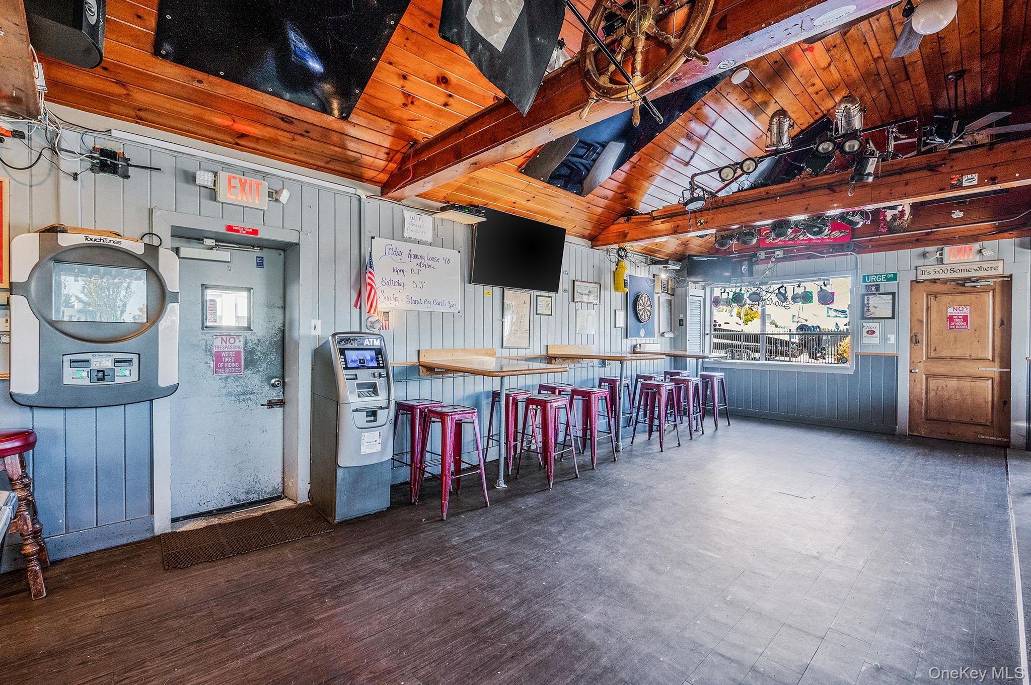 #12 photo, 470 Fire Island Avenue, Babylon , NY 11702