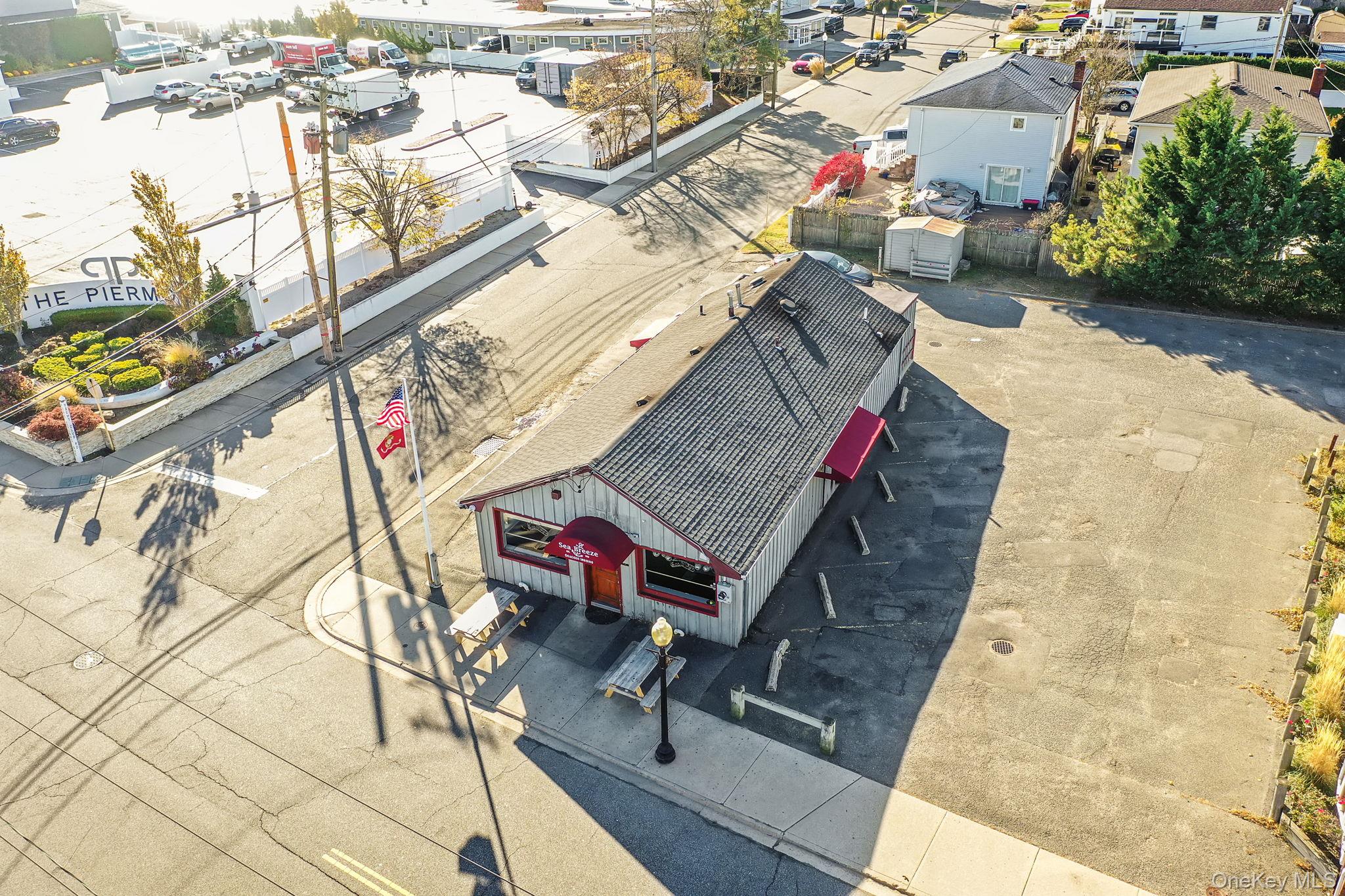 #17 photo, 470 Fire Island Avenue, Babylon , NY 11702