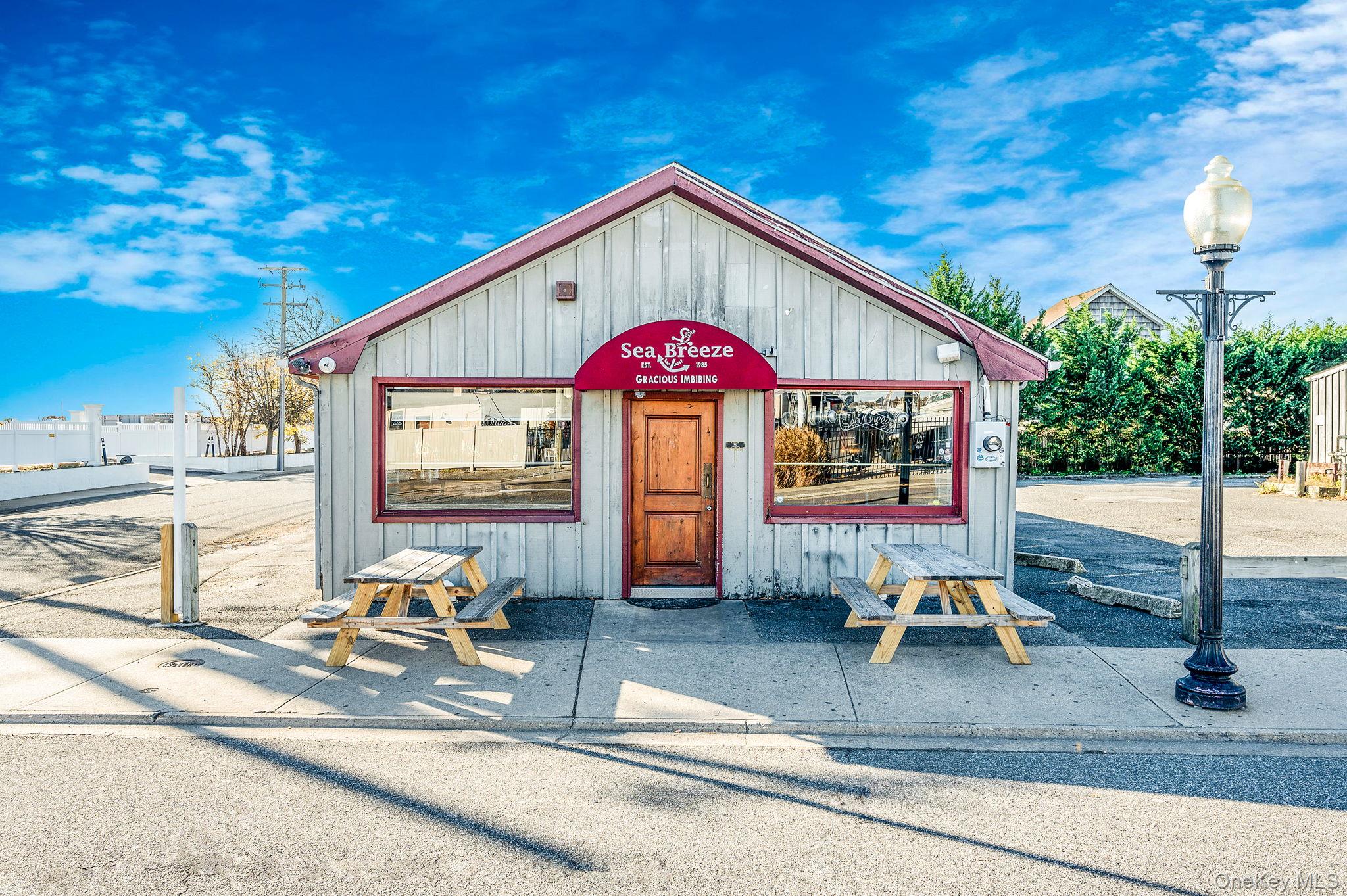 #2 photo, 470 Fire Island Avenue, Babylon , NY 11702