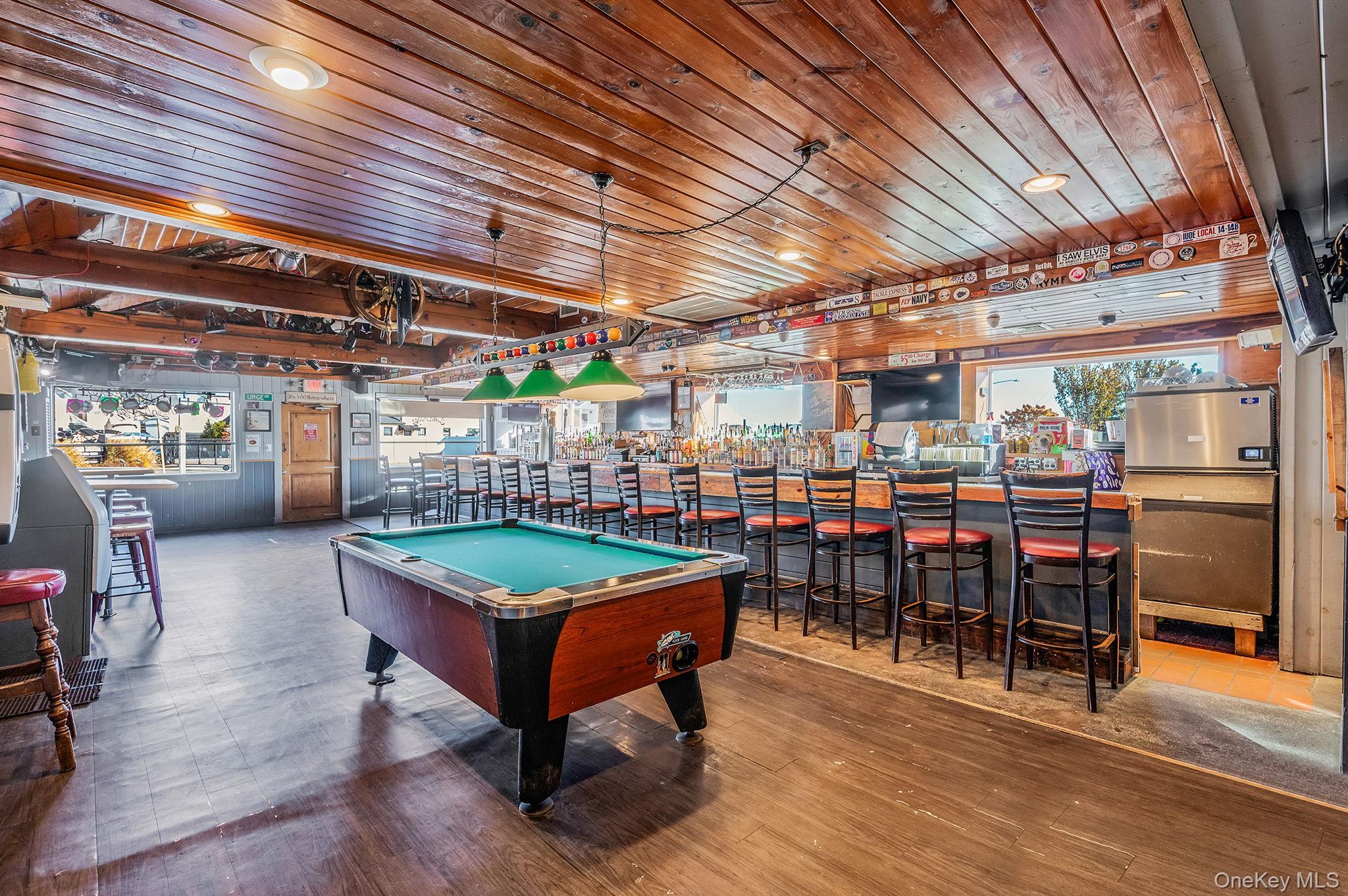 #9 photo, 470 Fire Island Avenue, Babylon , NY 11702