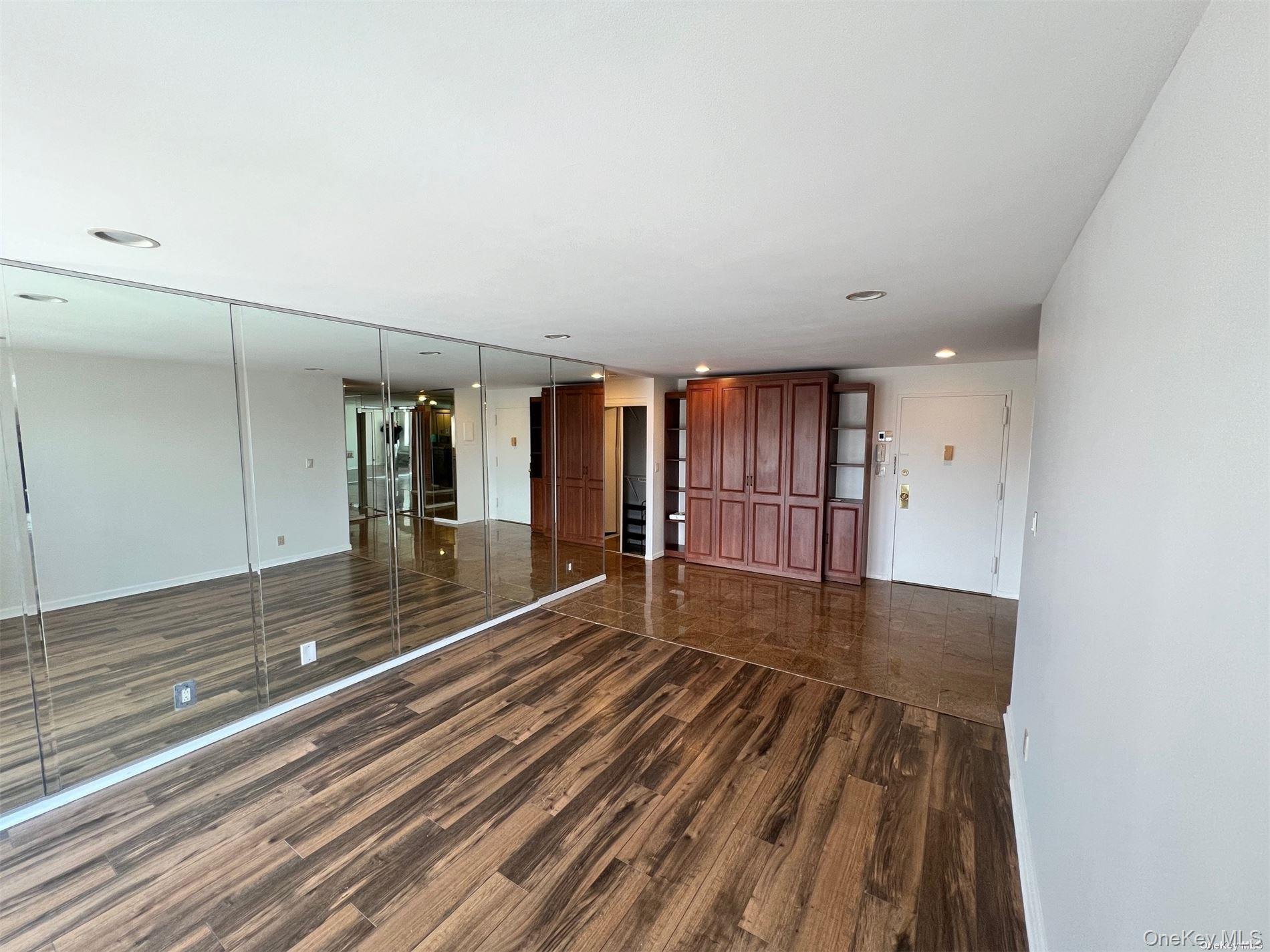 #10 photo, 2 Richmond Road, Lido Beach , NY 11561