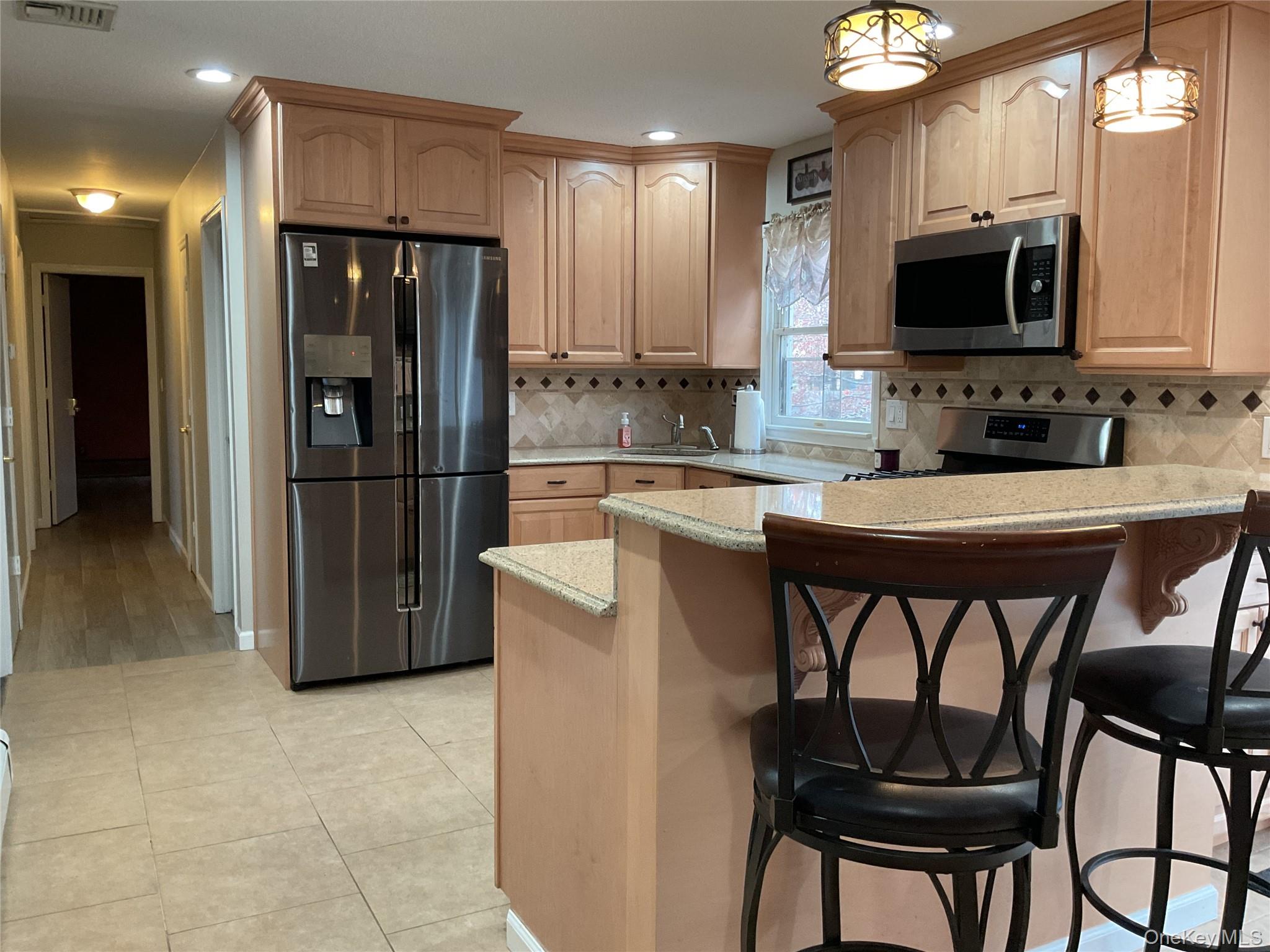 #11 photo, 531 Boxwood Drive, Shirley , NY 11967