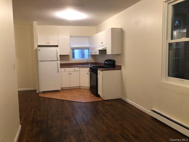 #1 photo, 44-25 Douglaston Parkway, Douglaston , NY 11363