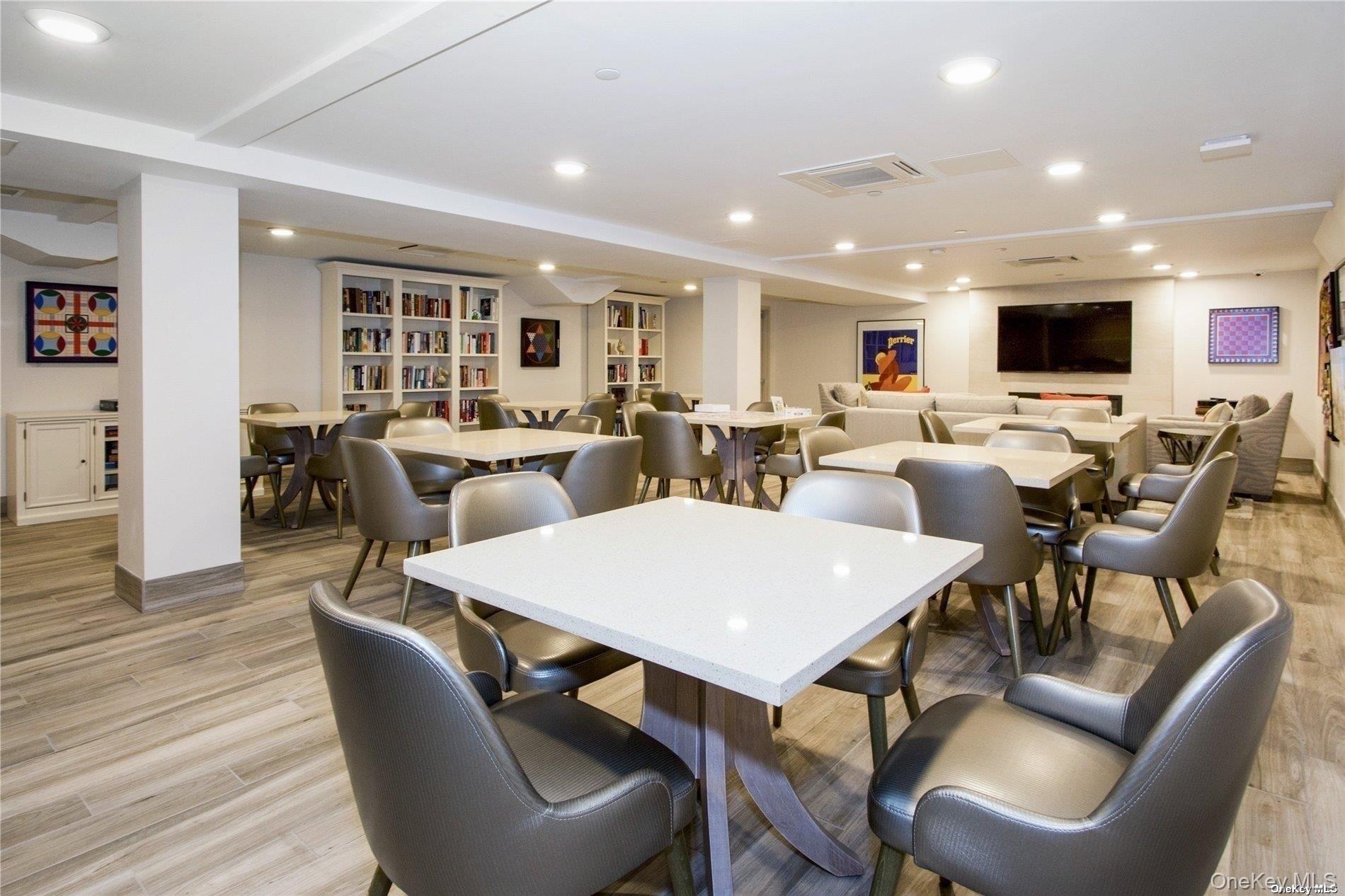 #6 photo, 2 Richmond Road, Lido Beach , NY 11561