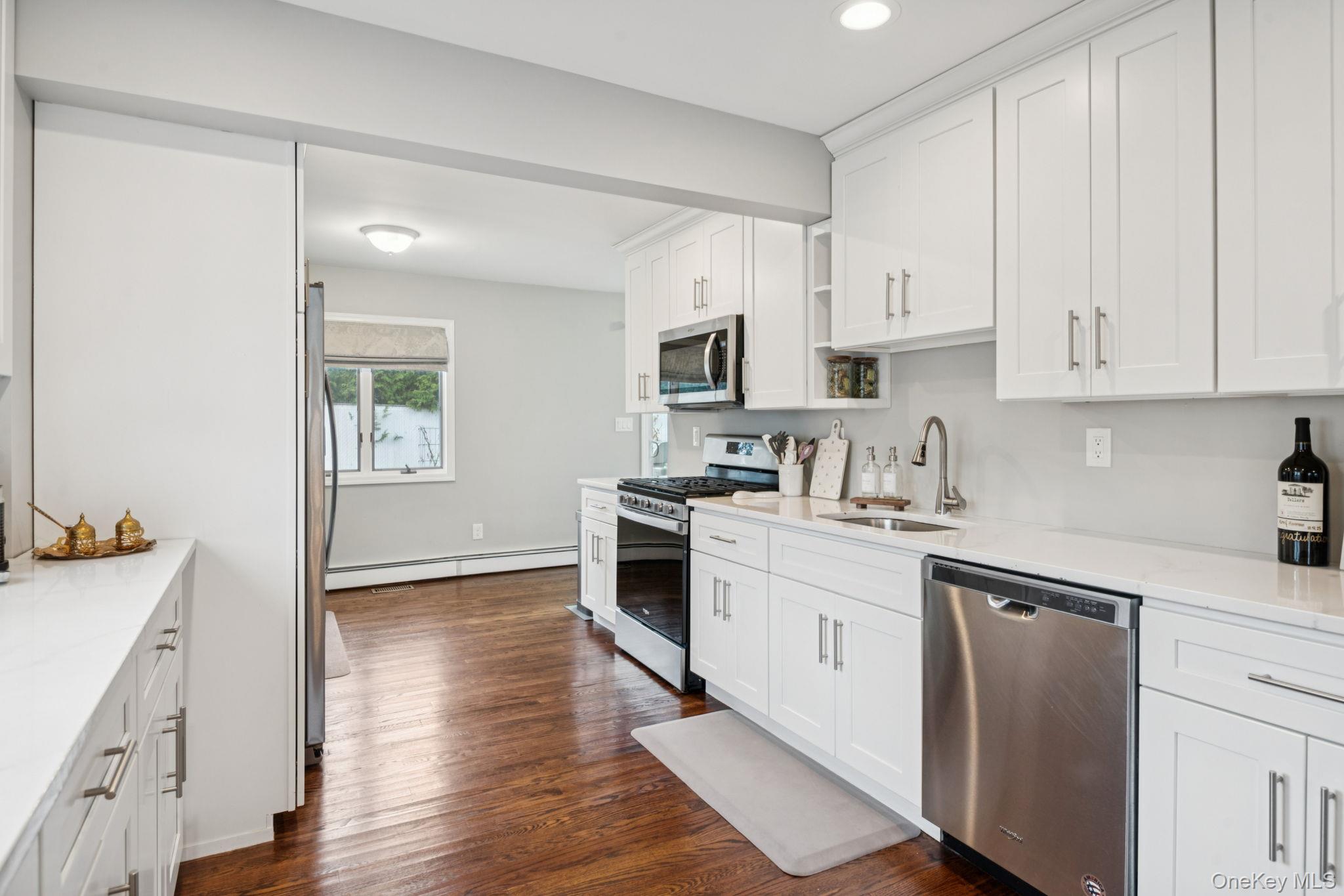 #10 photo, 515 McCall Avenue, West Islip , NY 11795