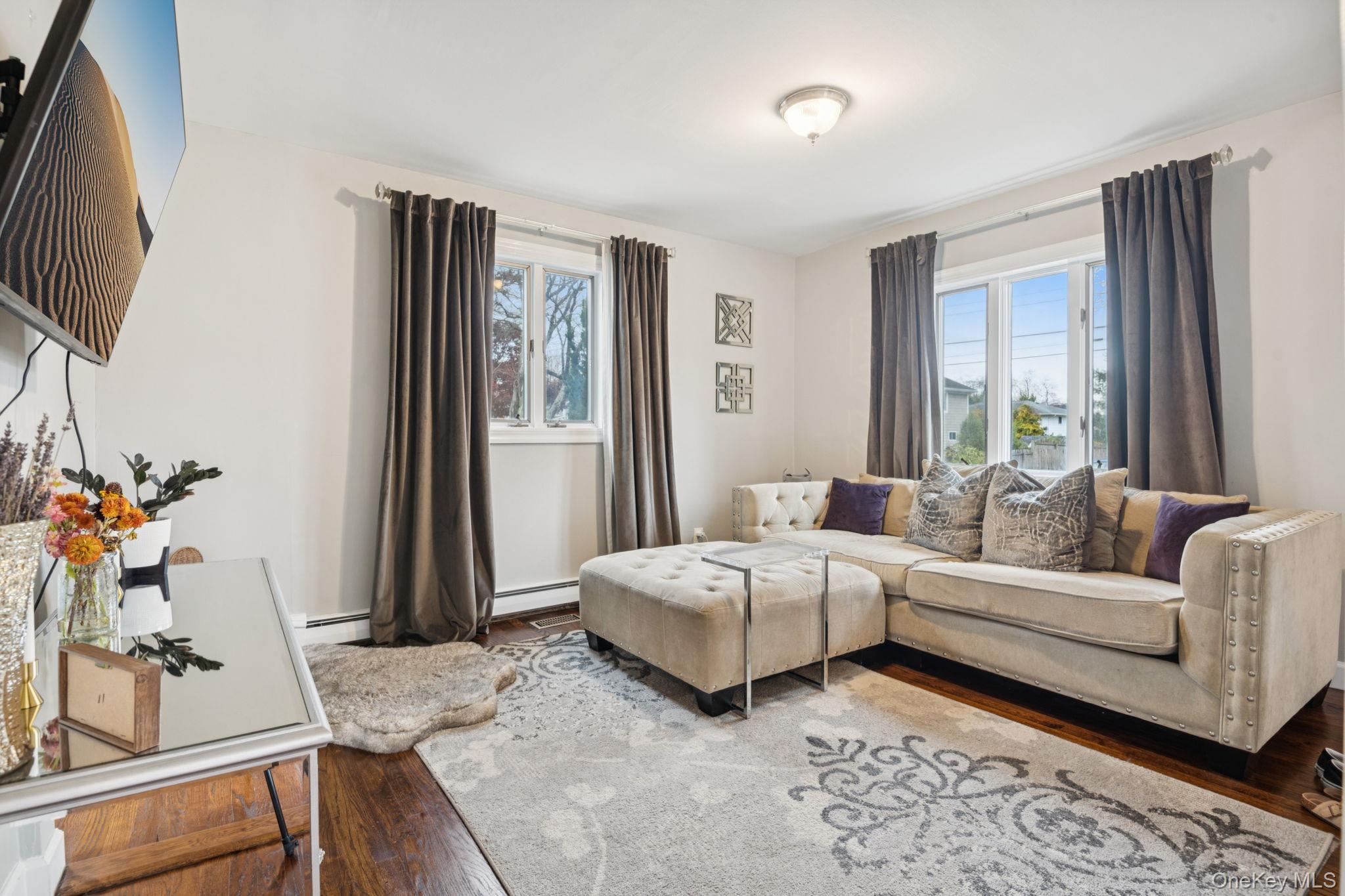 #4 photo, 515 McCall Avenue, West Islip , NY 11795