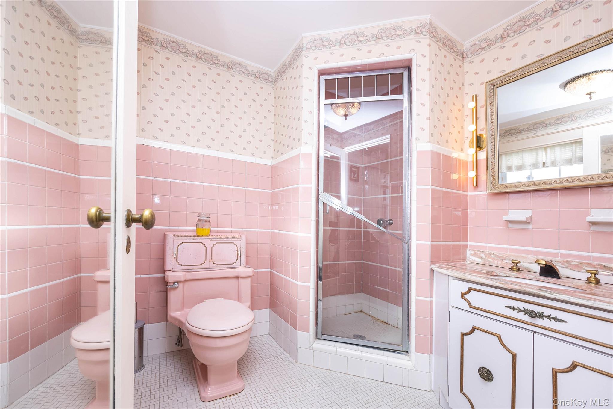 #10 photo, 65 Old Mill Road, Manhasset , NY 11030