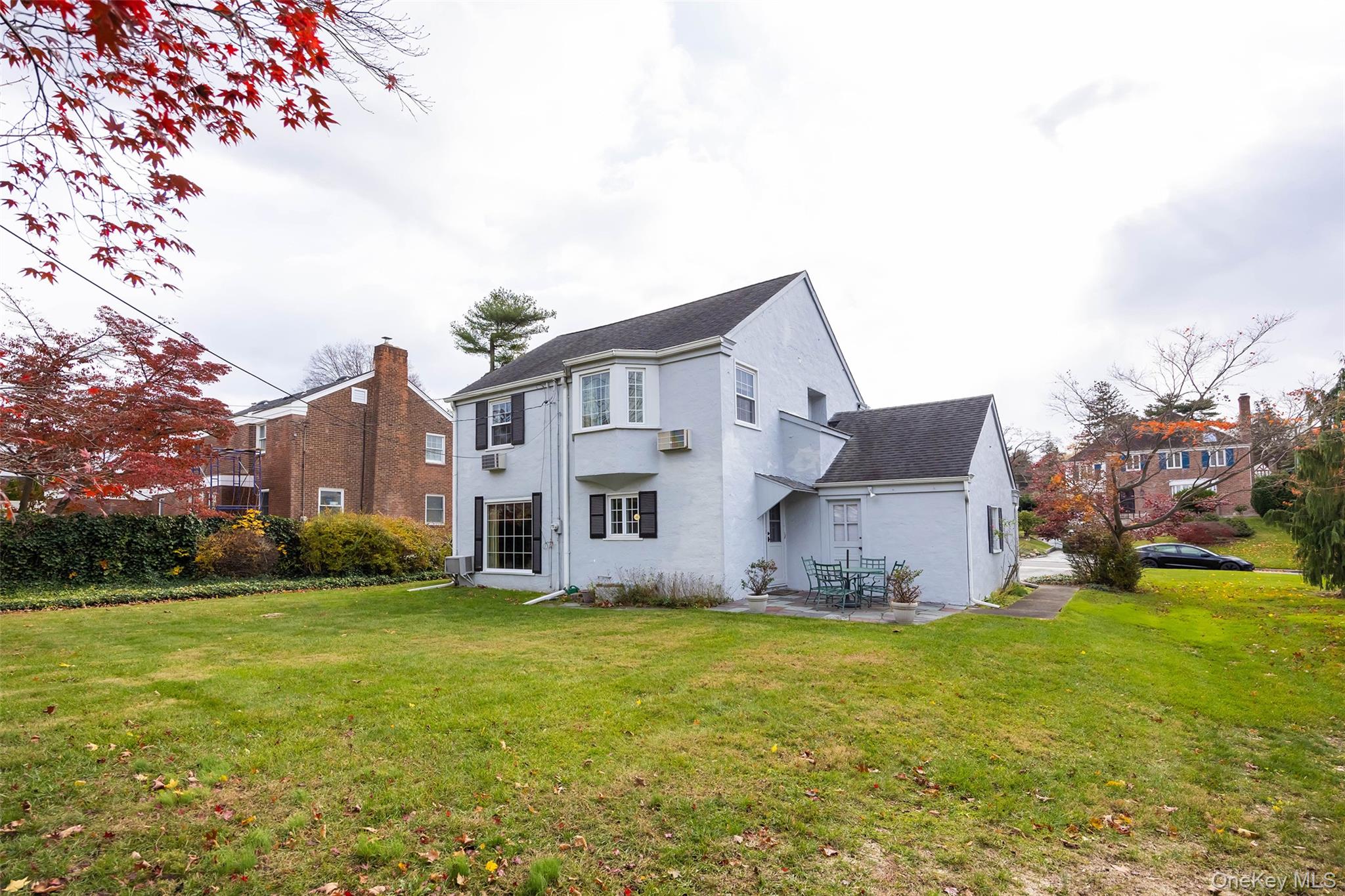 #15 photo, 65 Old Mill Road, Manhasset , NY 11030